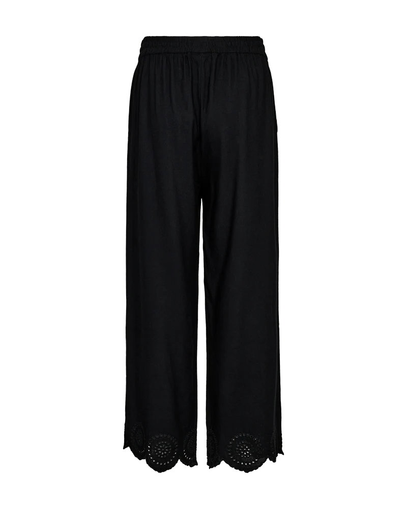 FQLINUS - HOSE MIT LOCKSTICKEREI - SCHWARZ