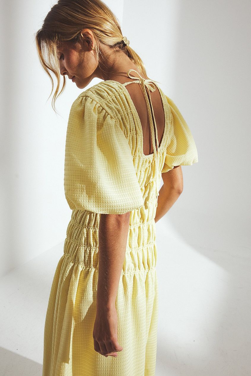 Smock Detail Puff Sleeve Midi Dress