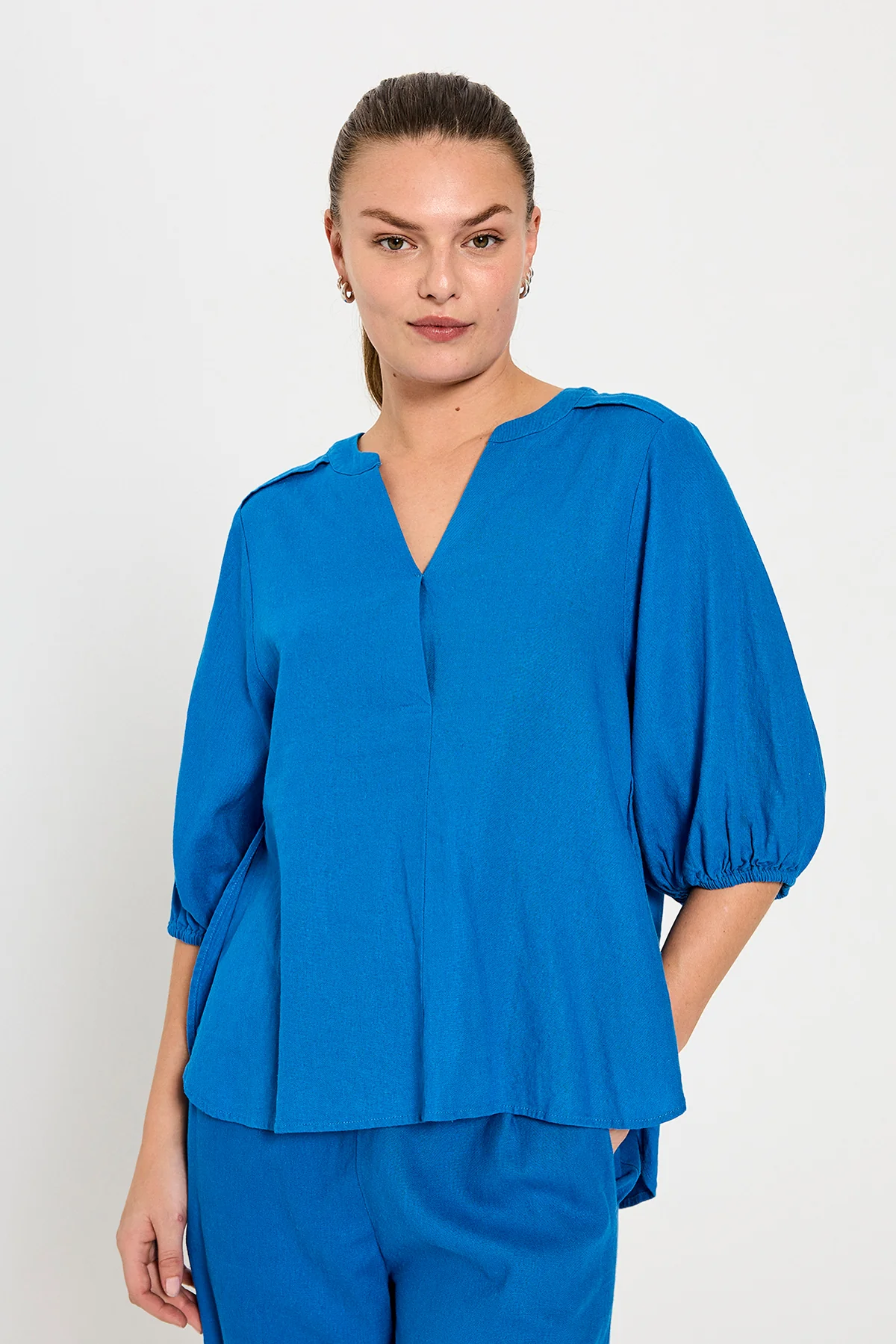FQLAVA - LEINEN BLUSE - BLAU