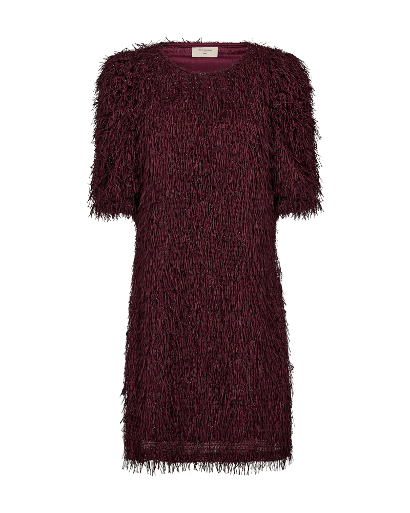 FQMARLIN – KLEID MIT FRANSEN - BORDEAUX