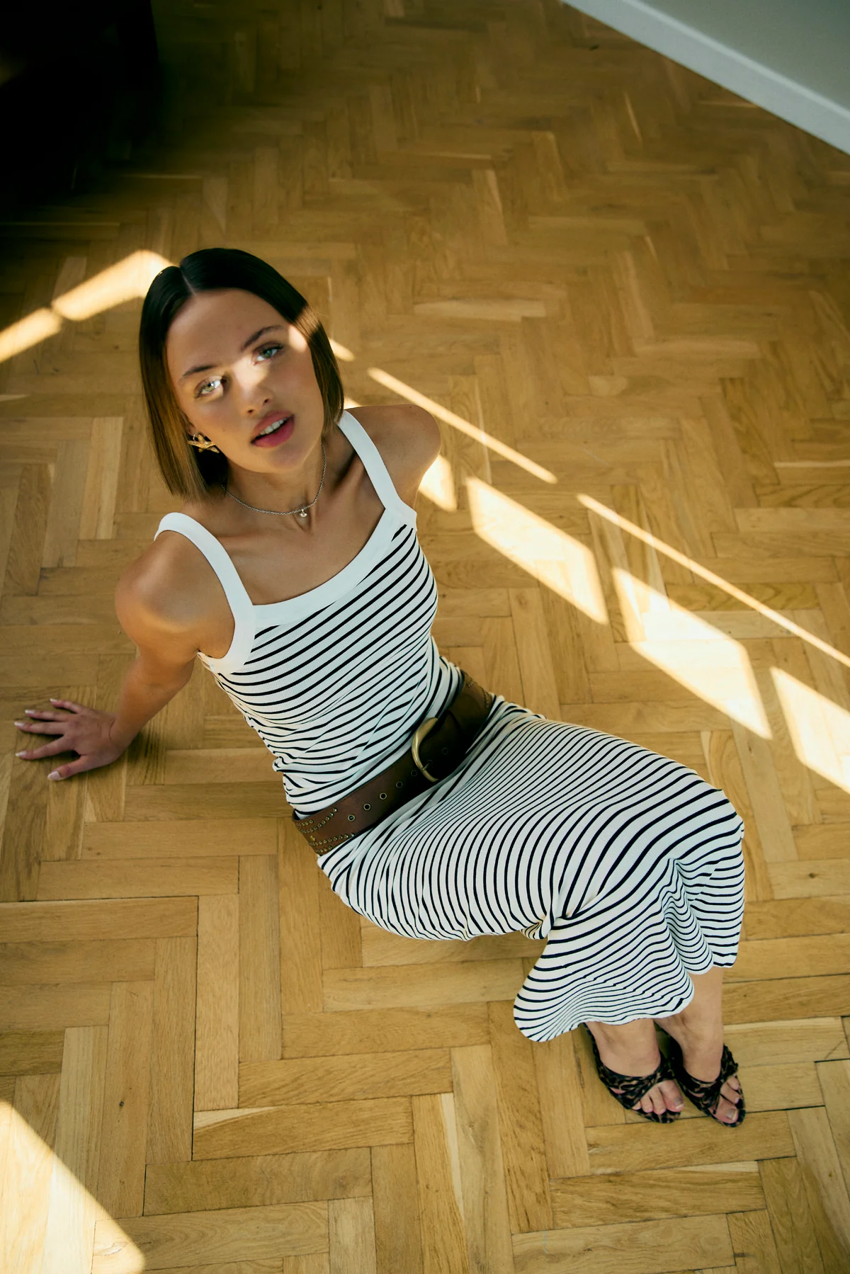 FQZIA – GESTREIFTER ROCK - WEISS UND BLAU