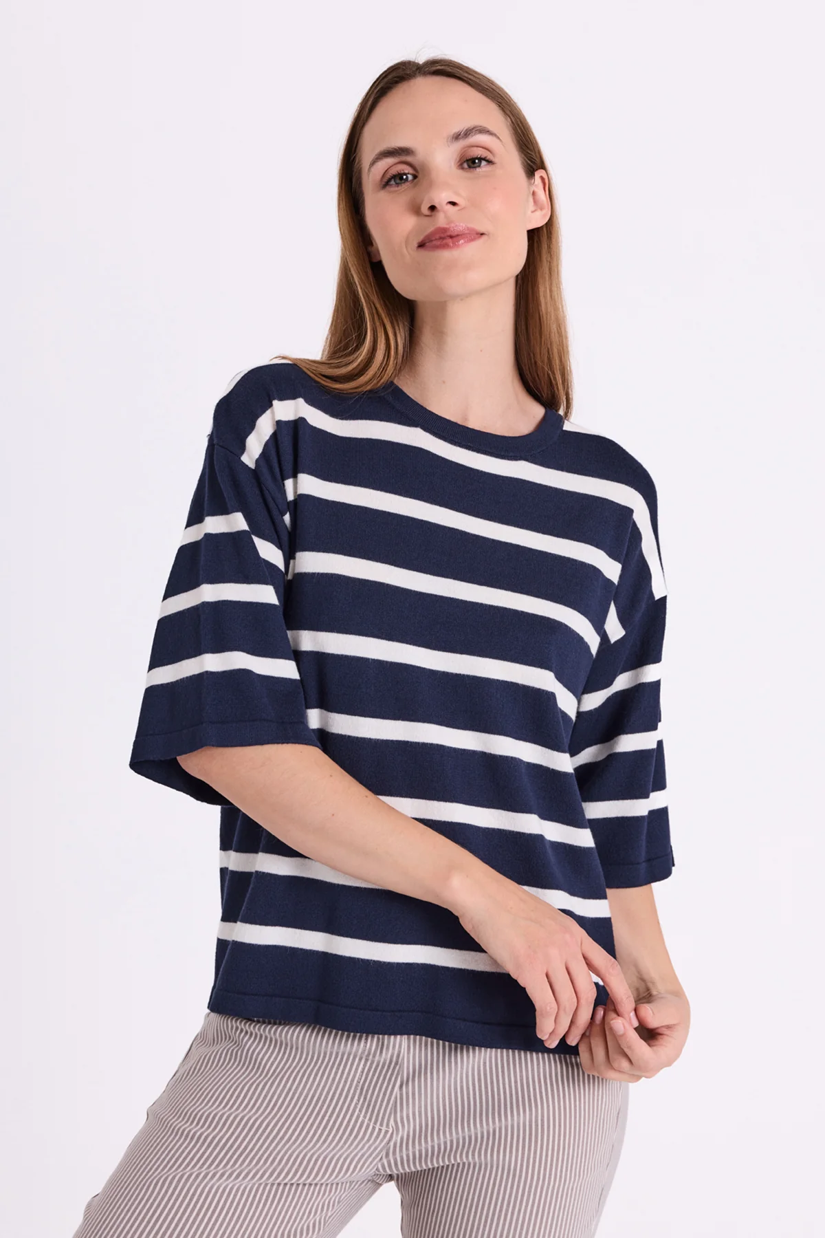 FQCONNY – FEINSTRICK-PULLOVER - BLAU UND WEISS