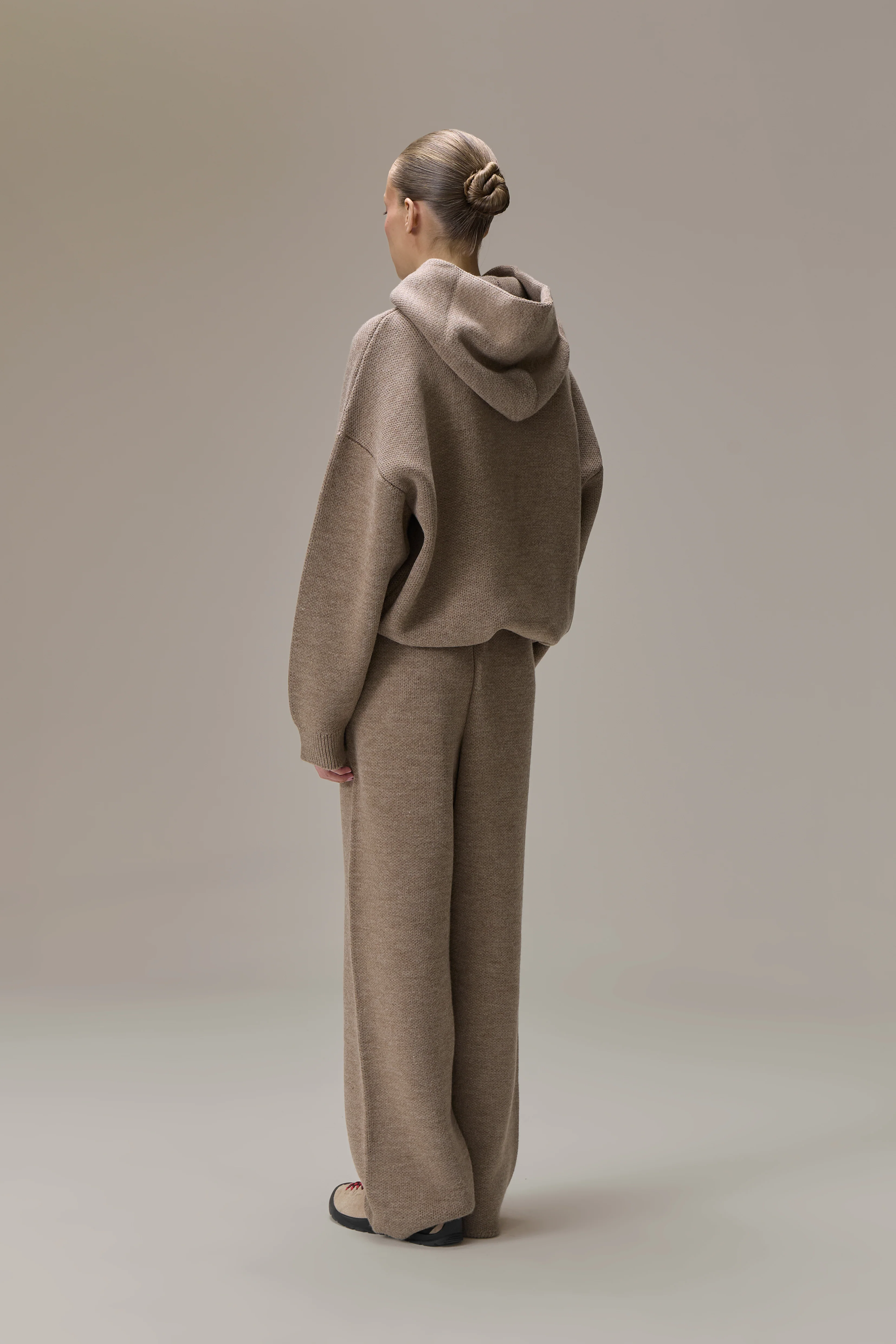 Seekers 99 Knit Hoodie in Soft Brown