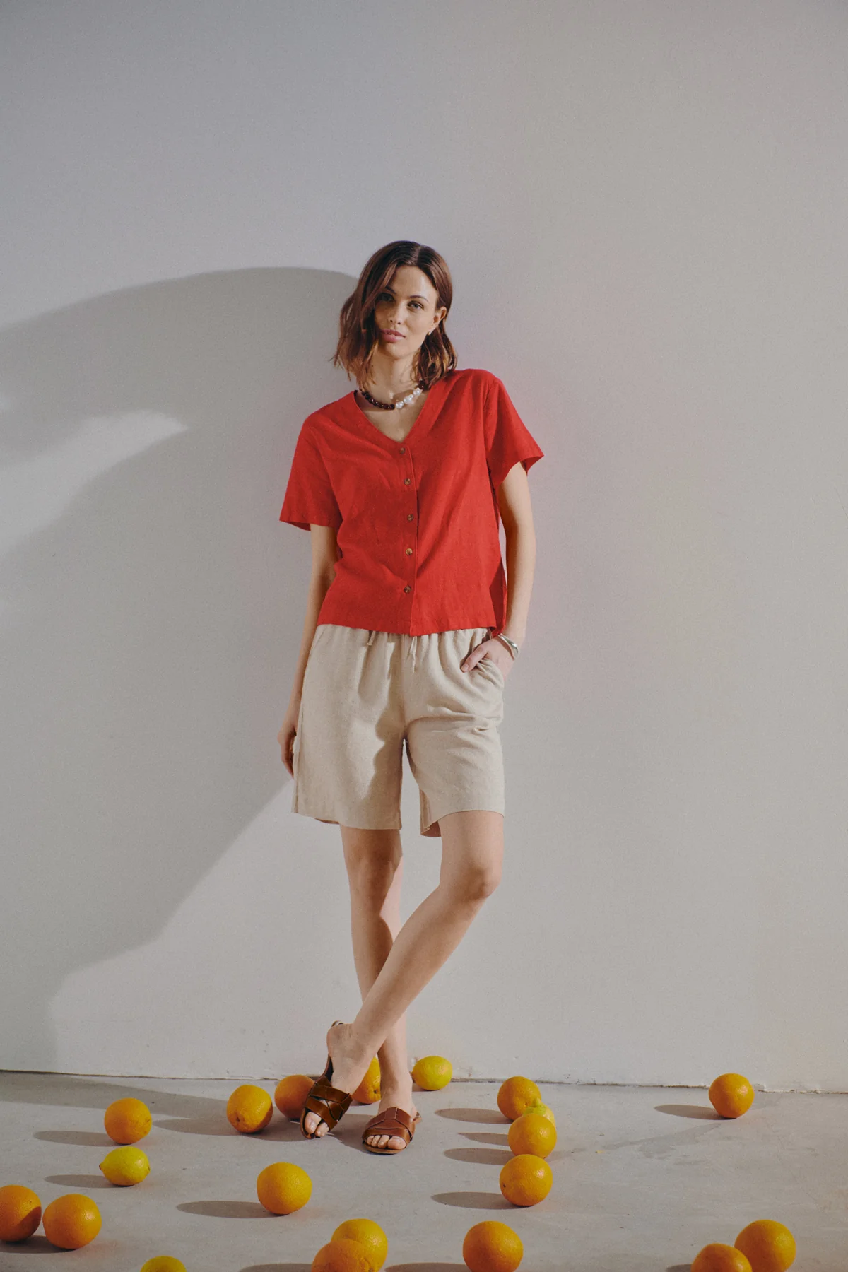 FQLAVA - LEINENSHORTS - BEIGE
