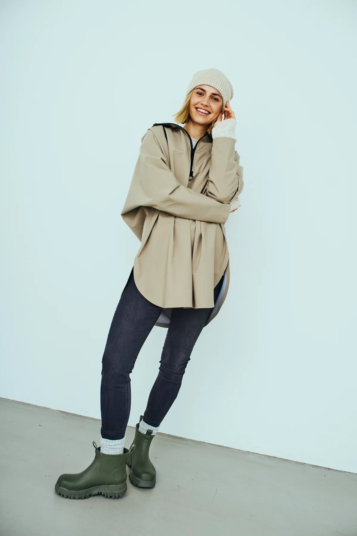 FQMOW - ANORAK - BEIGE