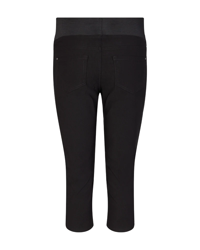FQSHANTAL - POWER CAPRIHOSE - SCHWARZ