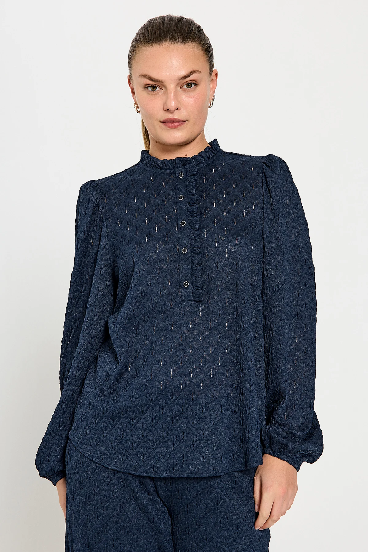 FQRIGGA - BLOUSE MIT SPITZE - BLAU