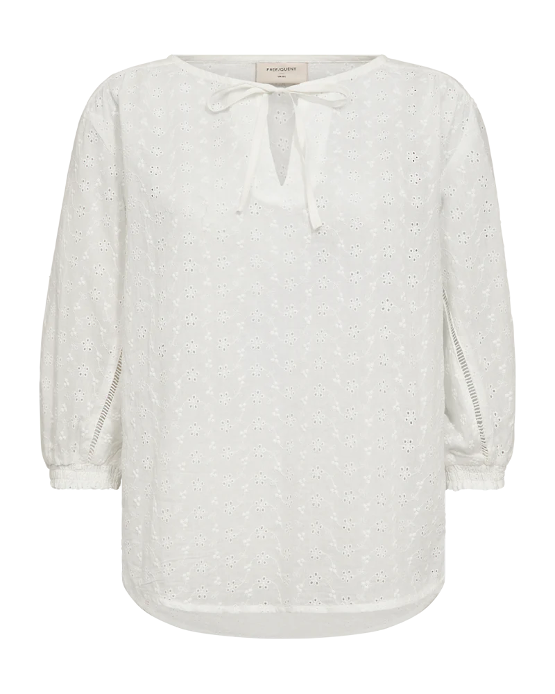 FQDIVA - HEMD MIT FLORALEM LOCHMUSTER - WEISS