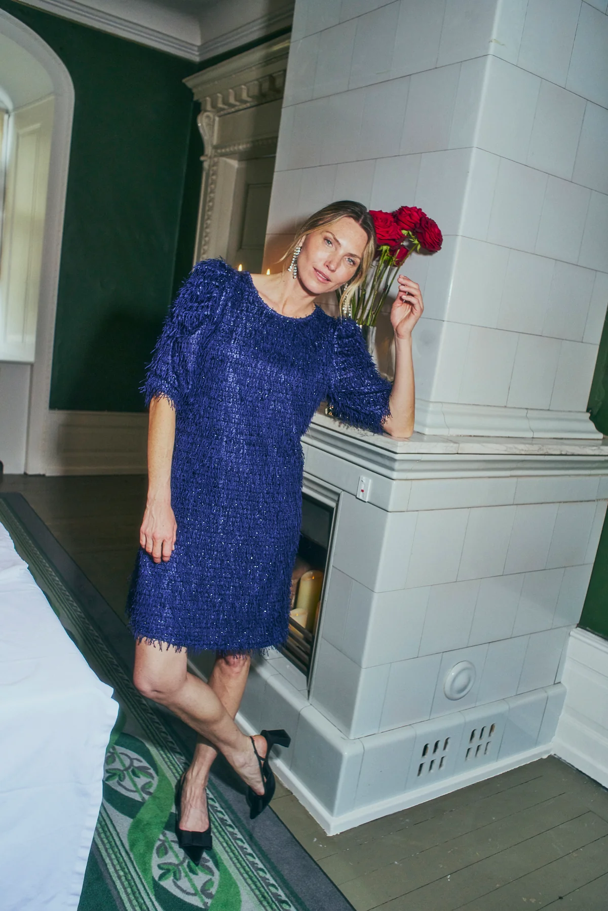 FQMARLIN – KLEID MIT FRANSEN - BLAU