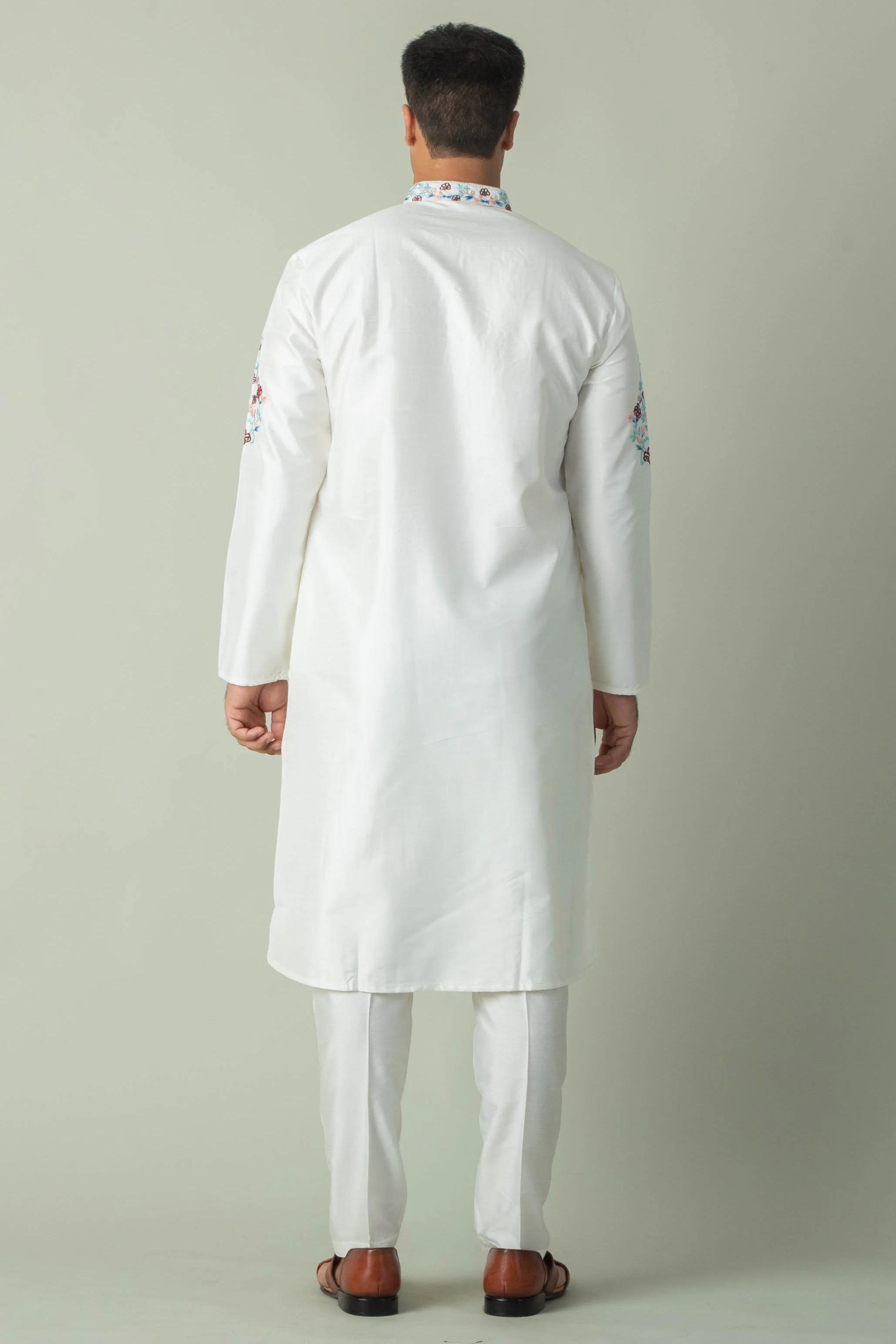 MLS EMBROIDERED KURTA PAJAMA