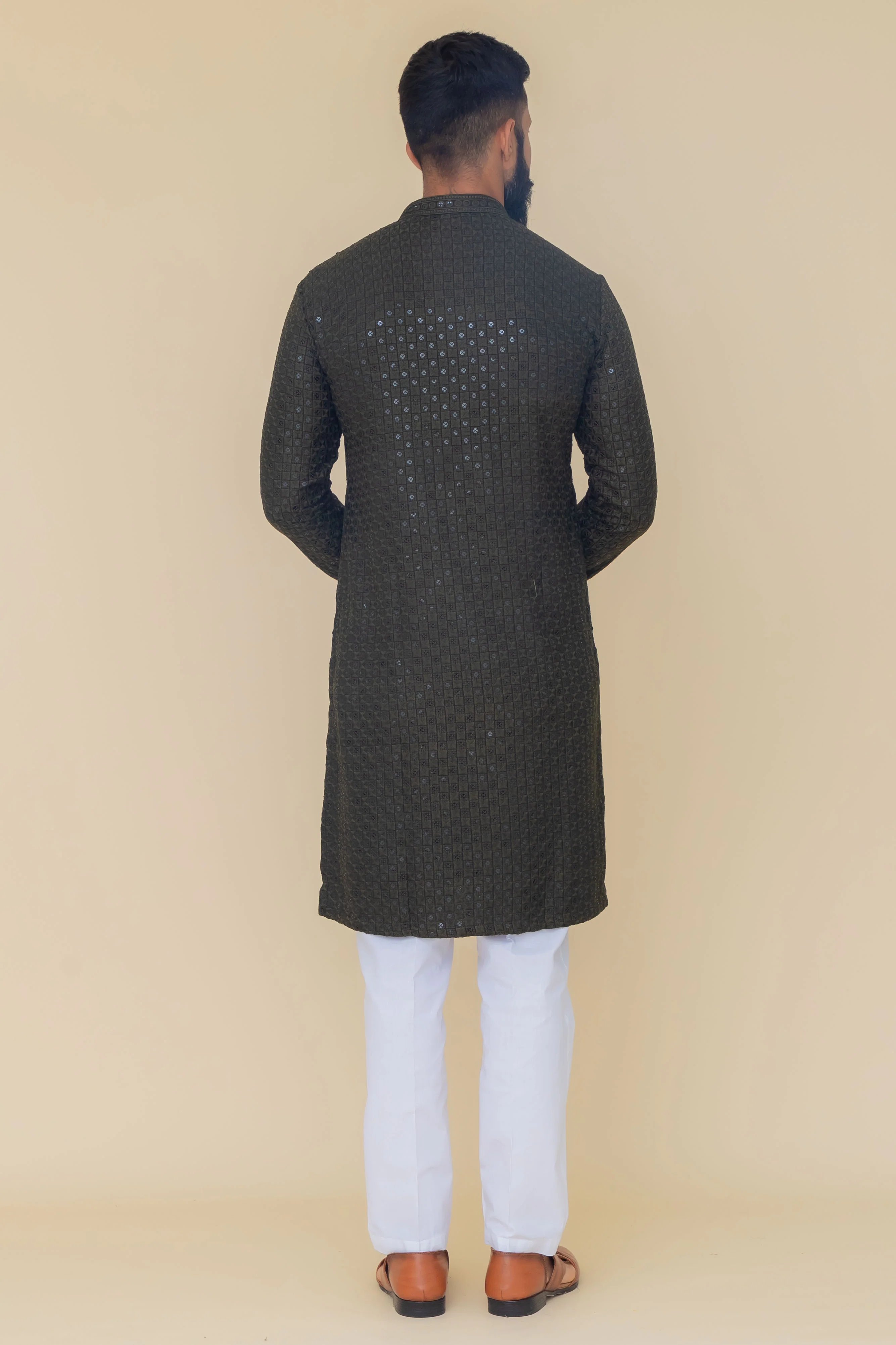 MLS CHIKANKARI KURTA PAJAMA