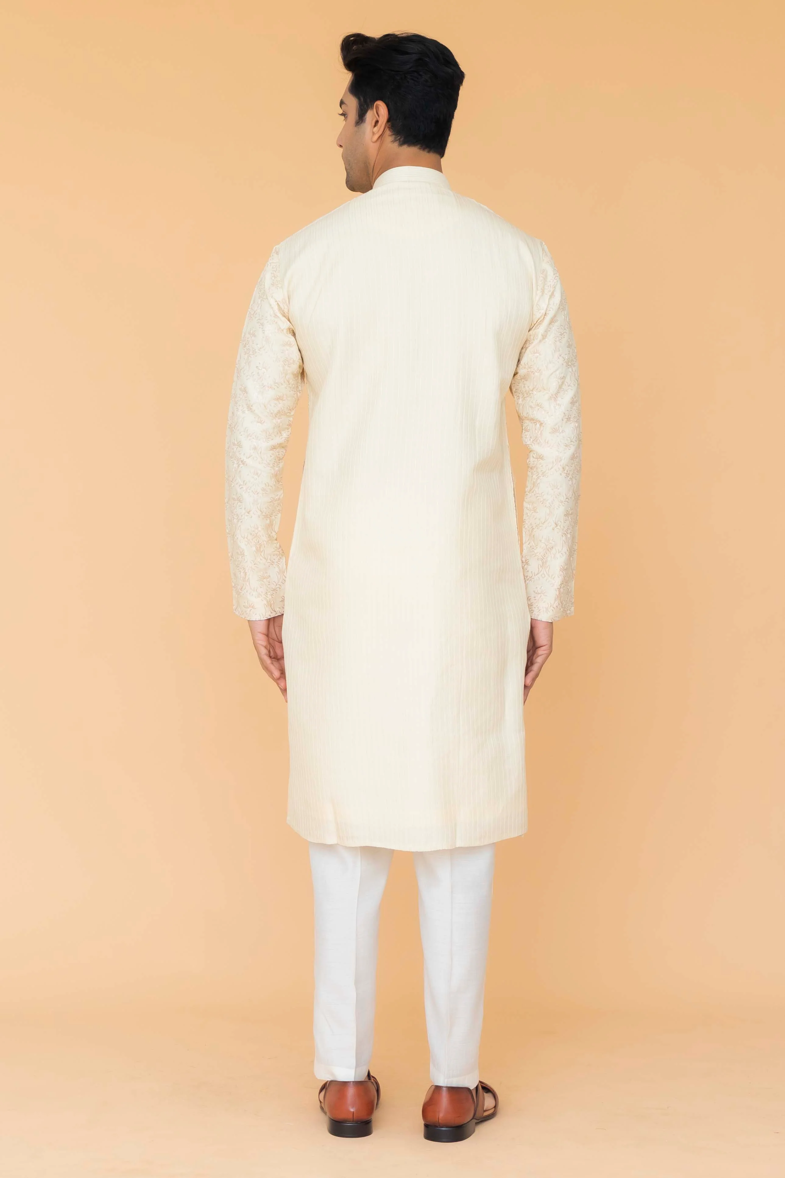 MLS EMBROIDERED KURTA PAJAMA