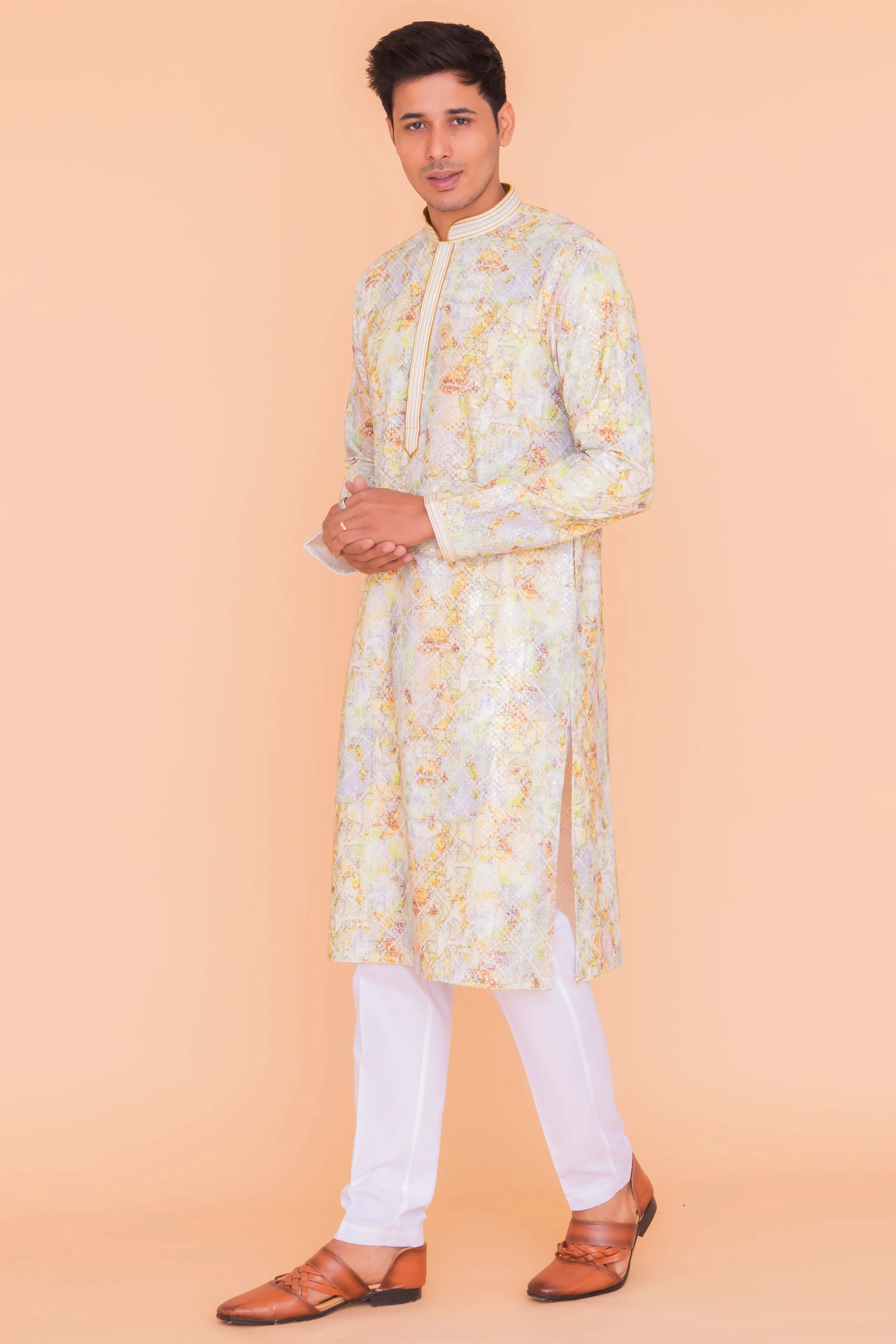 MLS CHIKANKARI KURTA PAJAMA