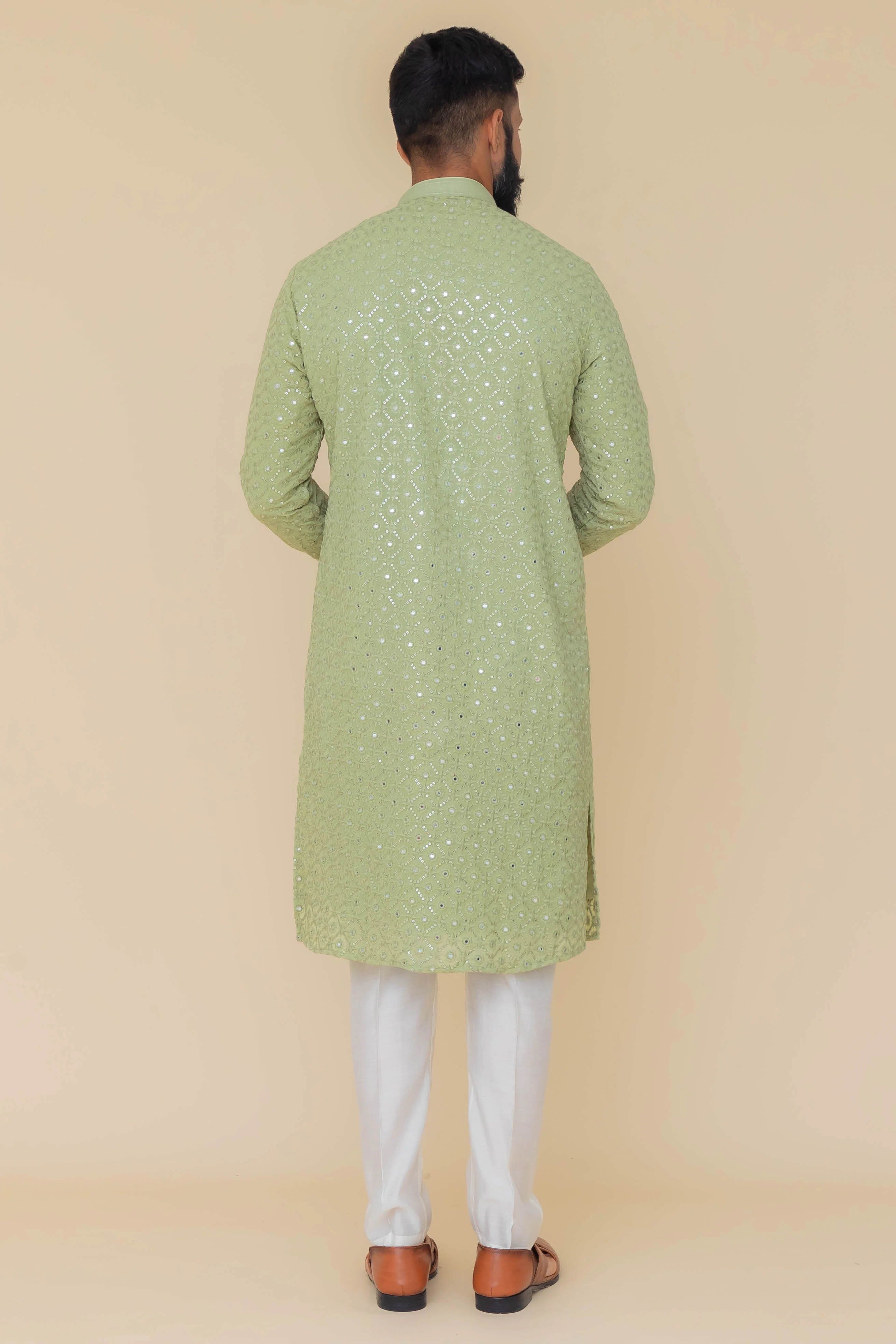 MLS CHIKANKARI KURTA PAJAMA