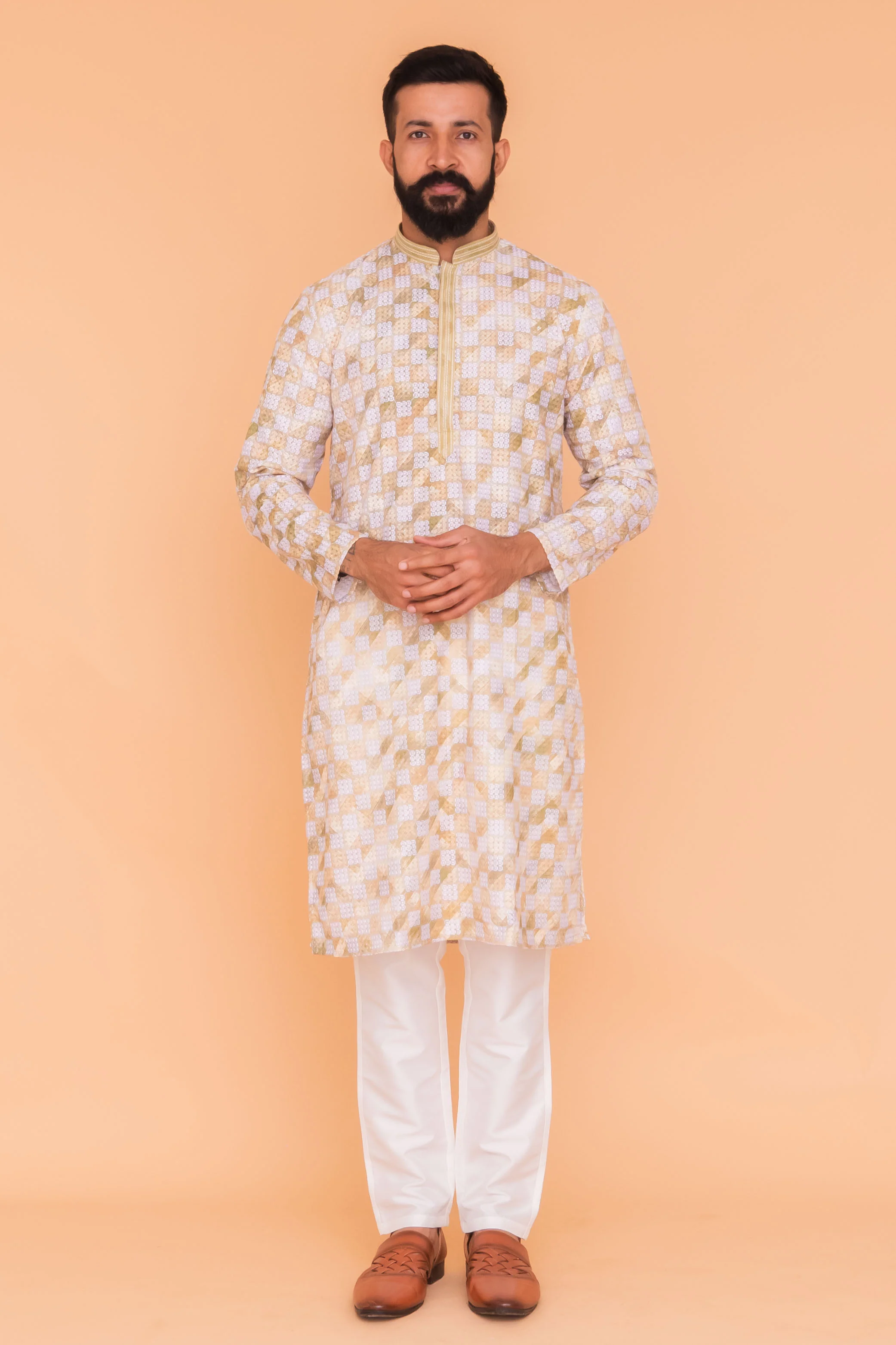 MLS CHIKANKARI KURTA PAJAMA