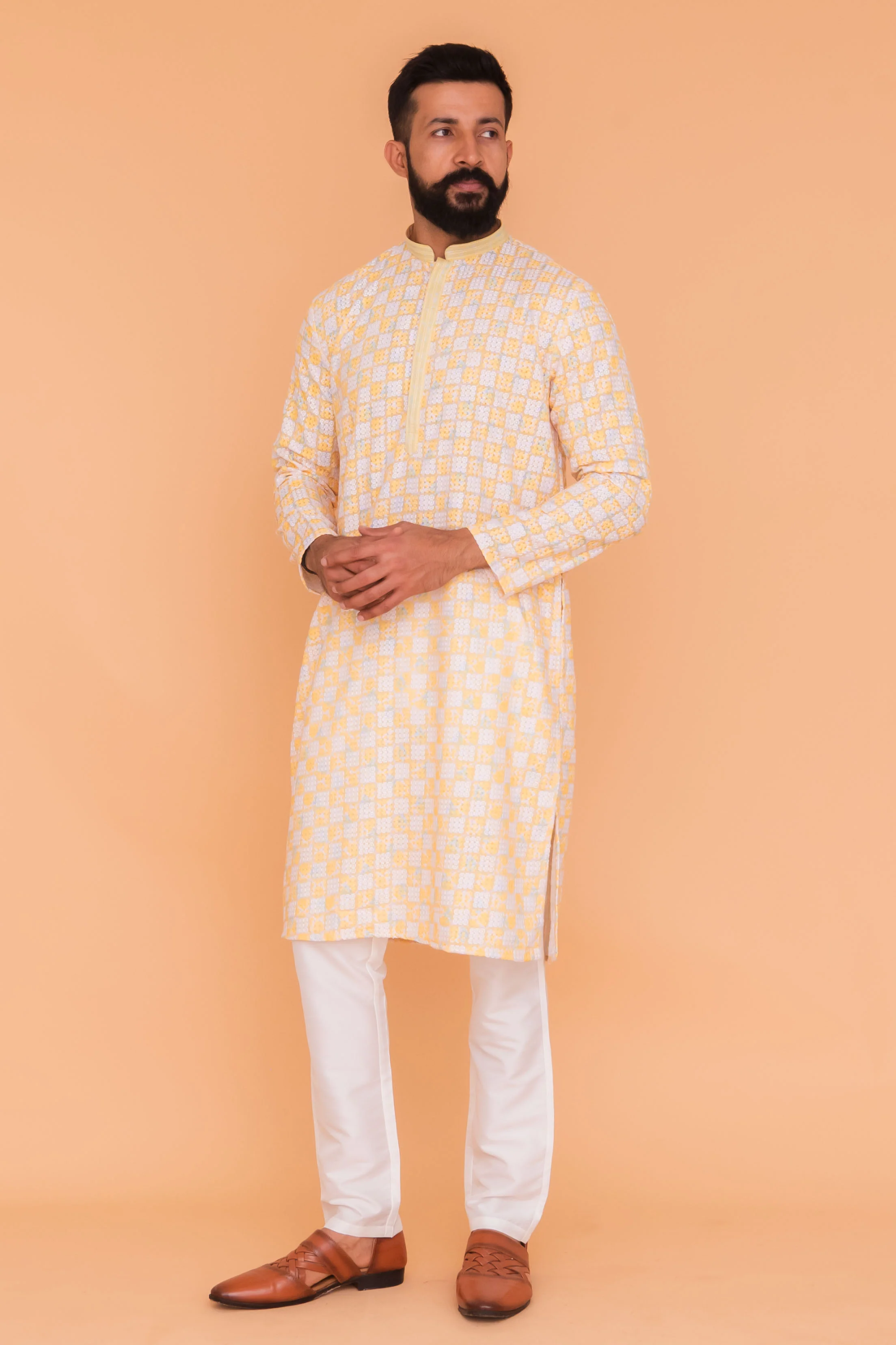 MLS CHIKANKARI KURTA PAJAMA