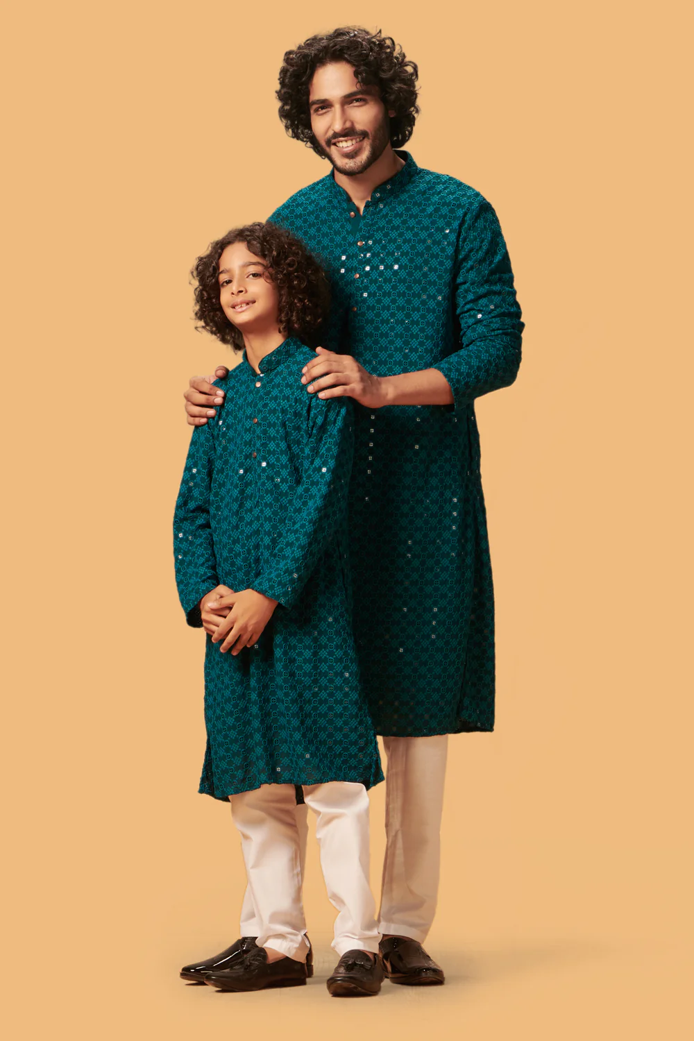 MLS CHIKANKARI KURTA PAJAMA