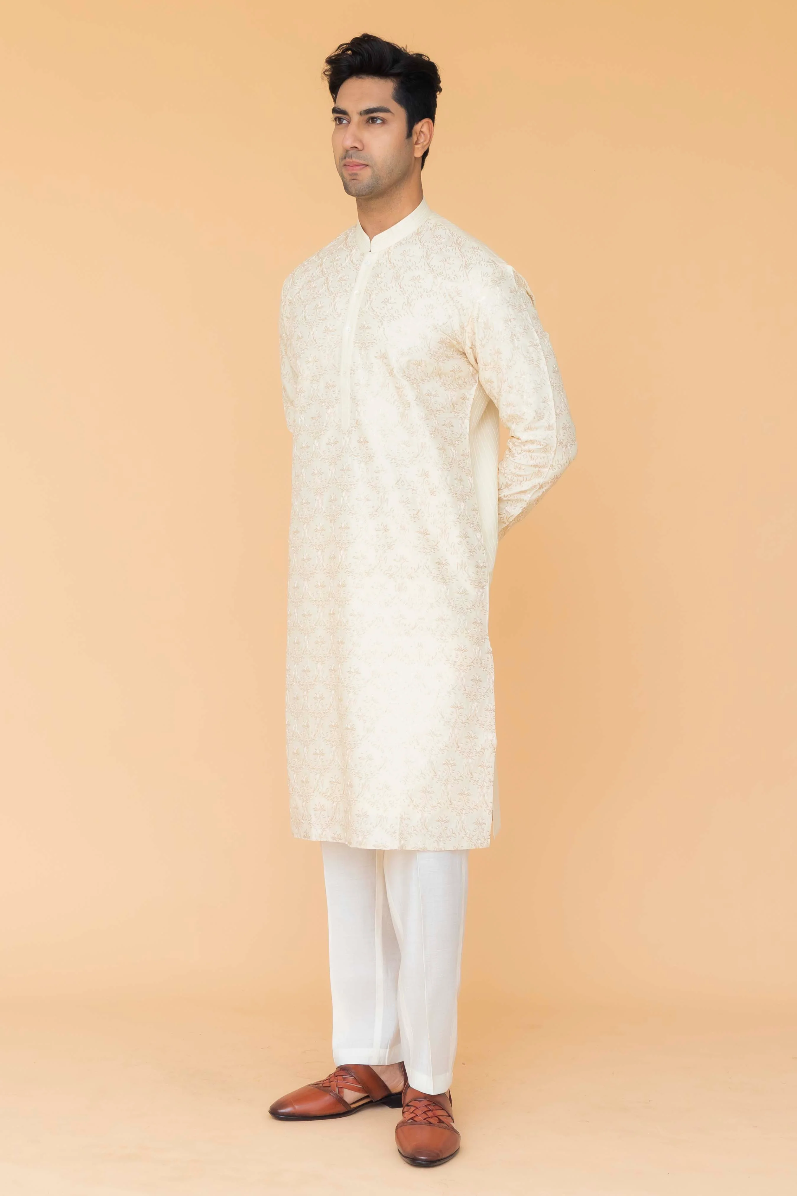 MLS EMBROIDERED KURTA PAJAMA