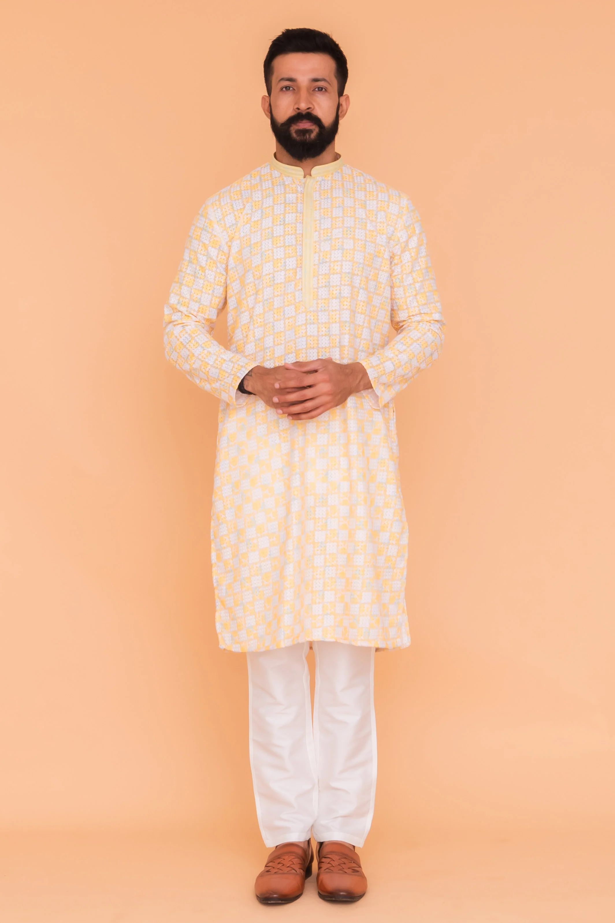 MLS CHIKANKARI KURTA PAJAMA