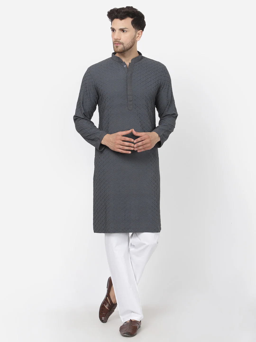 MLS CHIKANKARI KURTA PAJAMA