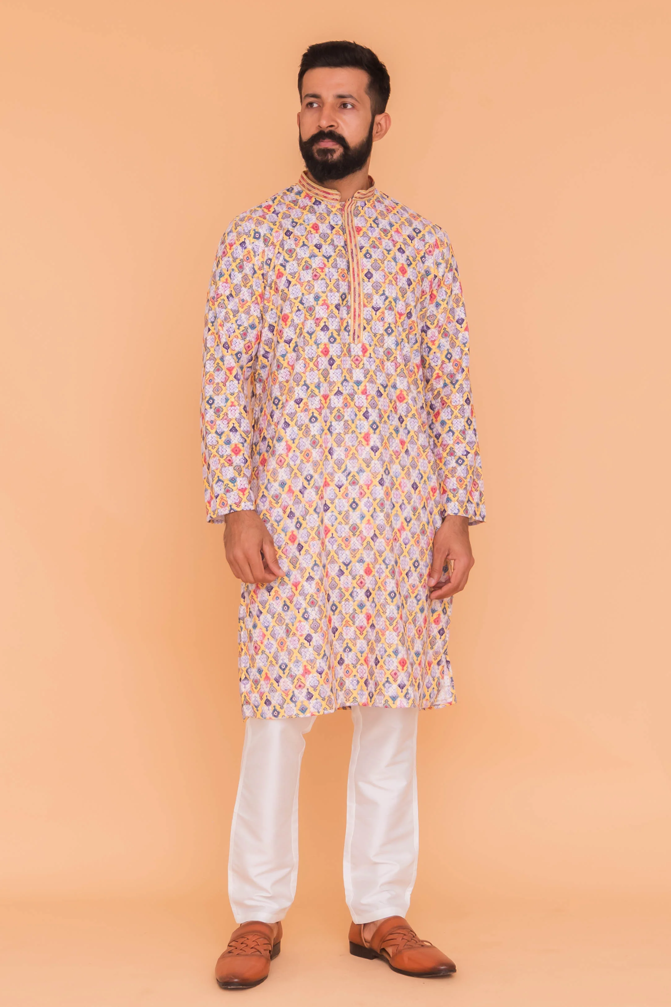 MLS CHIKANKARI KURTA PAJAMA