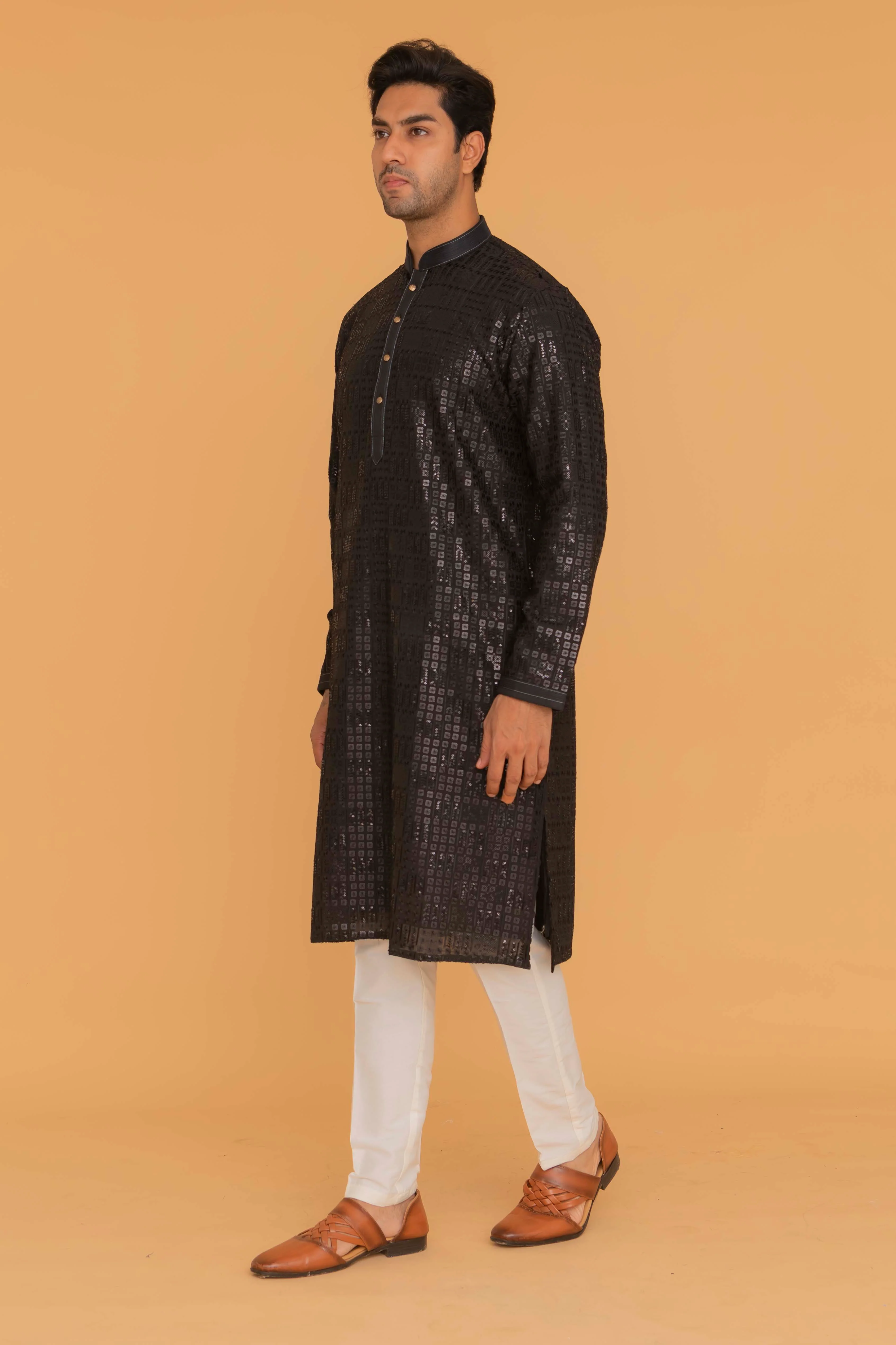 MLS CHIKANKARI KURTA PAJAMA
