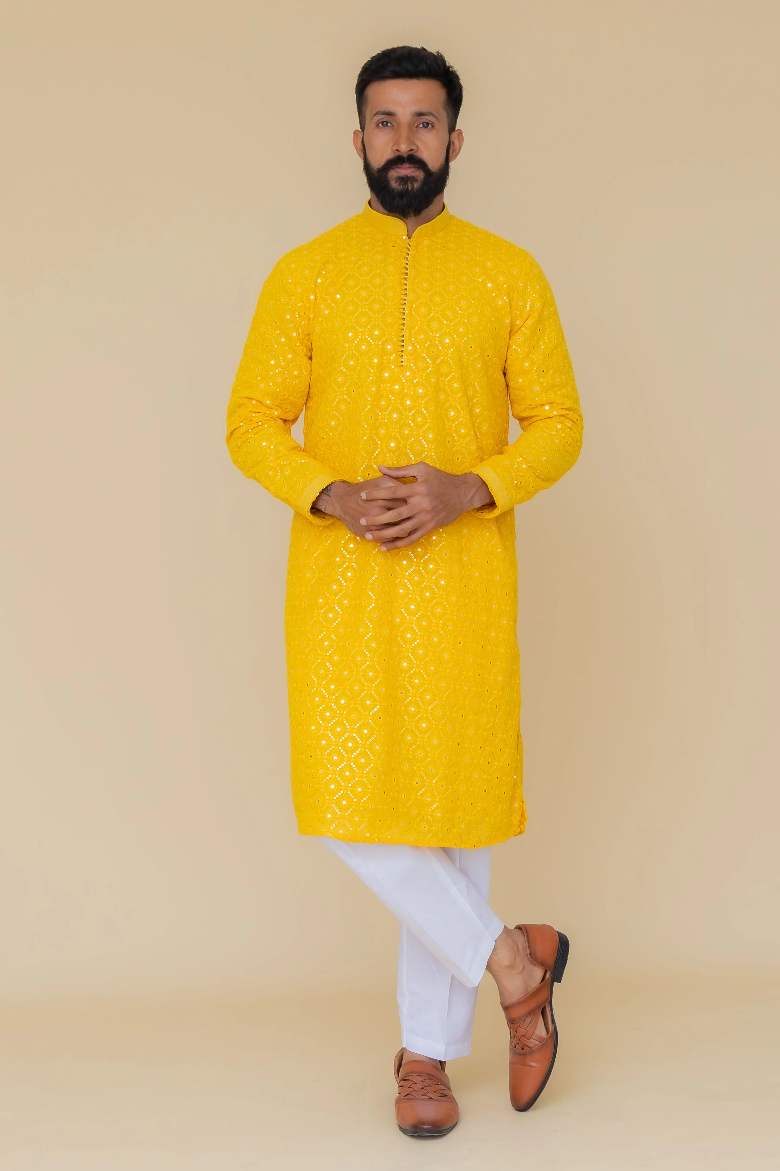 MLS CHIKANKARI KURTA PAJAMA