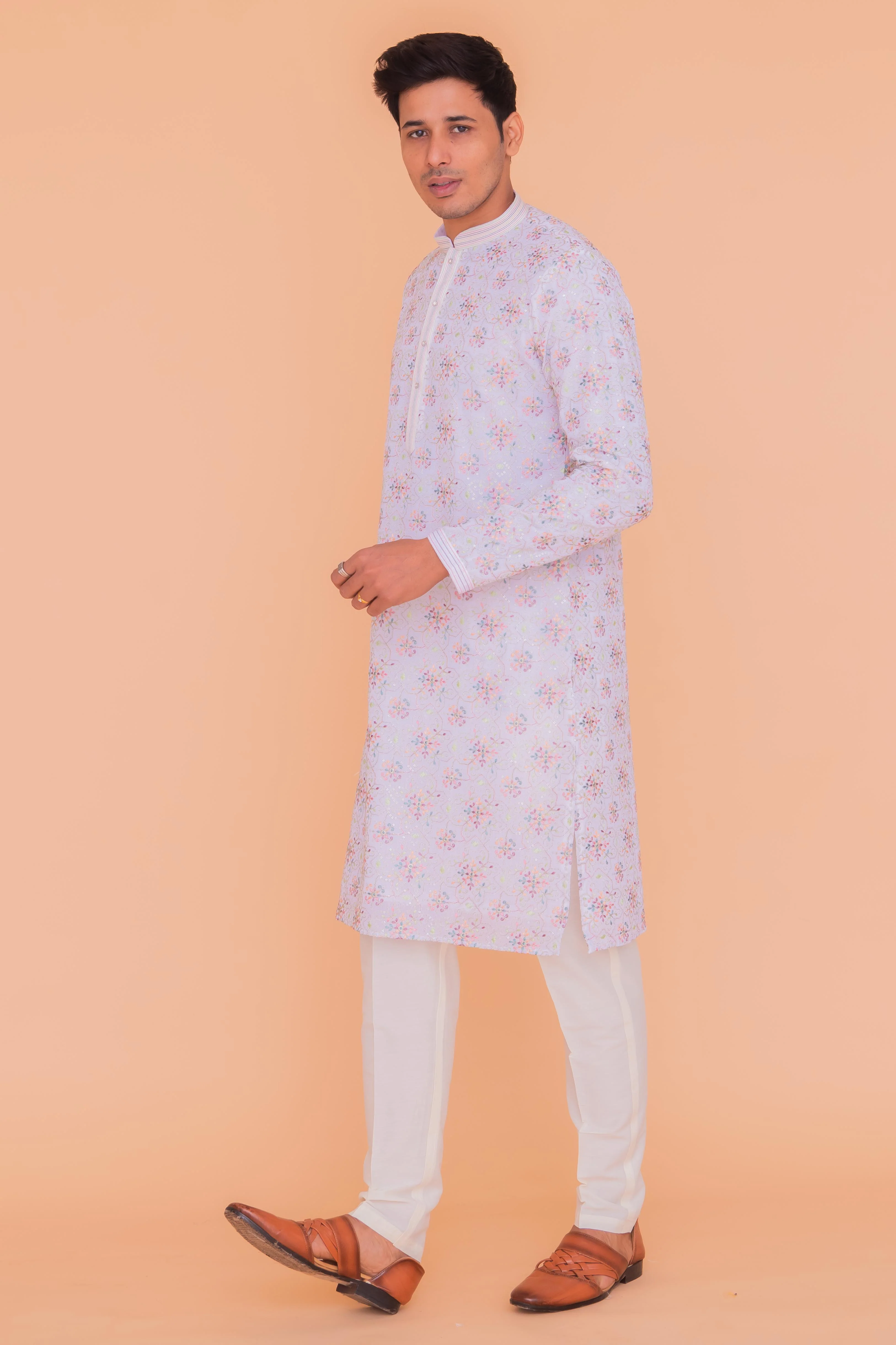 MLS CHIKANKARI KURTA PAJAMA