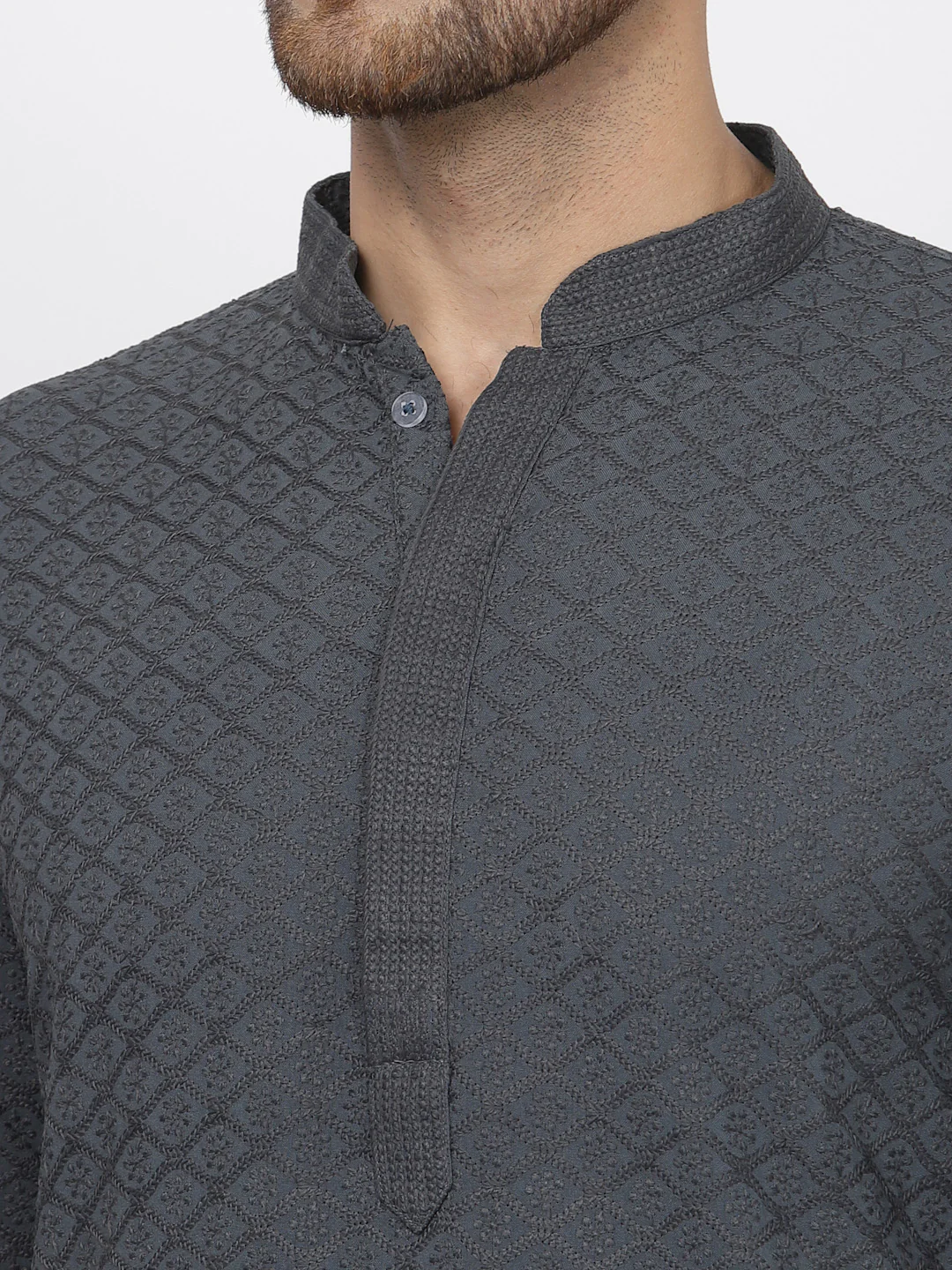 MLS CHIKANKARI KURTA PAJAMA