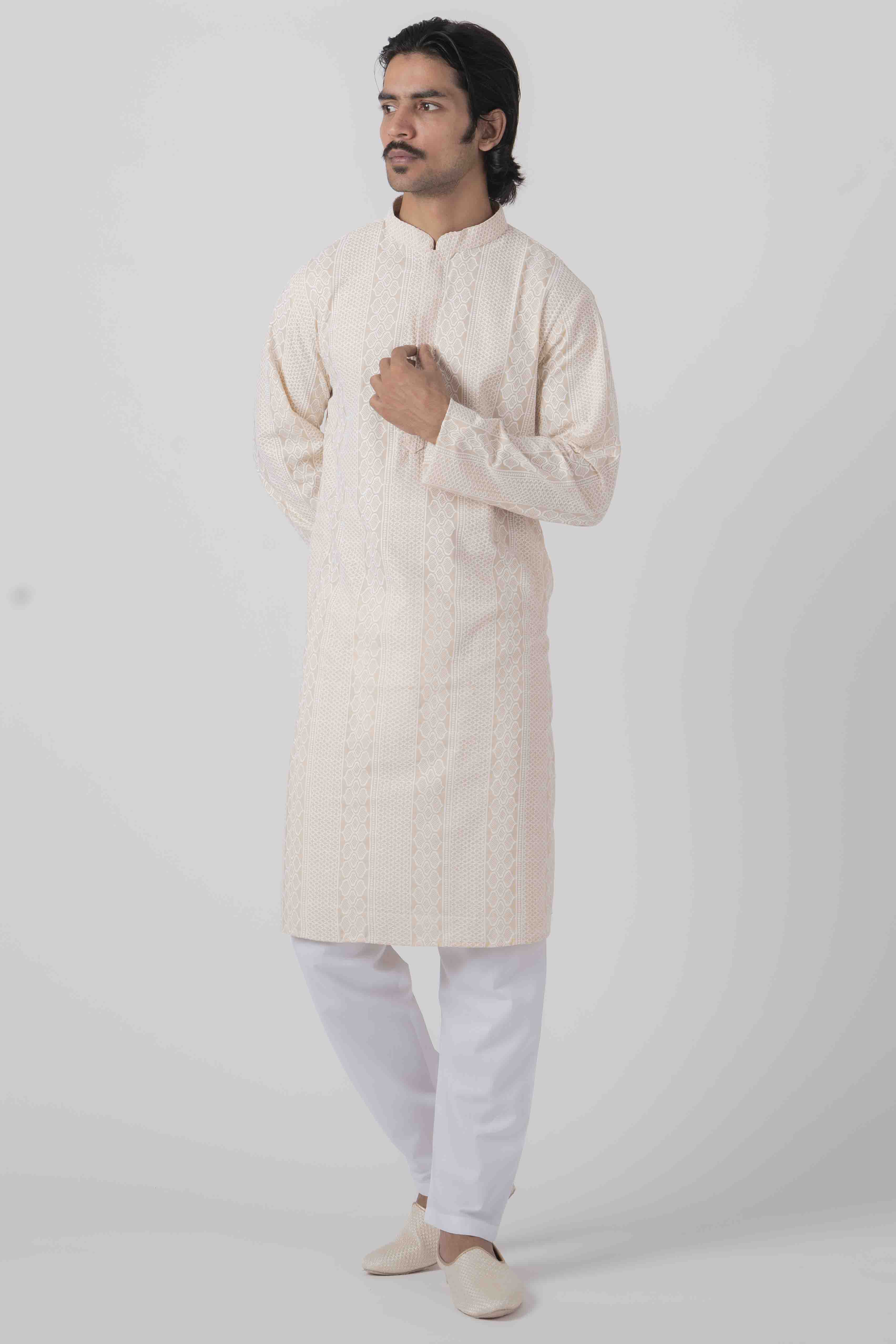 MLS CHIKANKARI KURTA PAJAMA