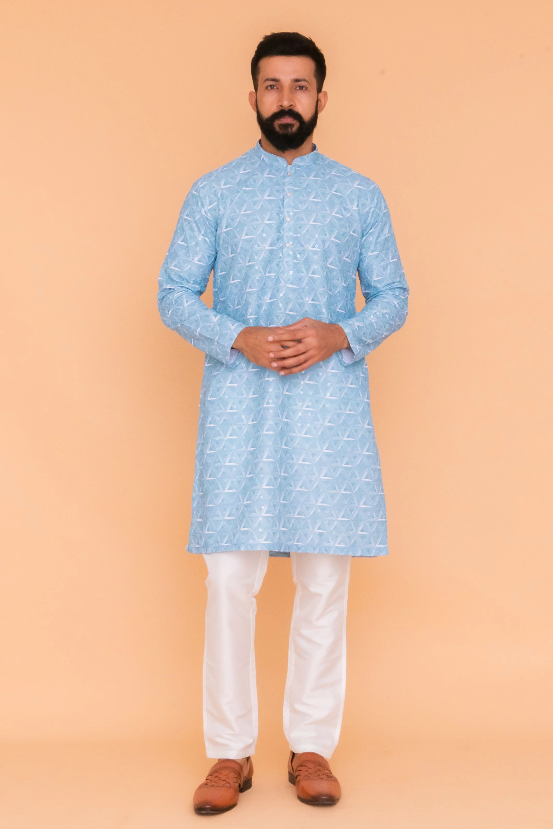 MLS CHIKANKARI KURTA PAJAMA