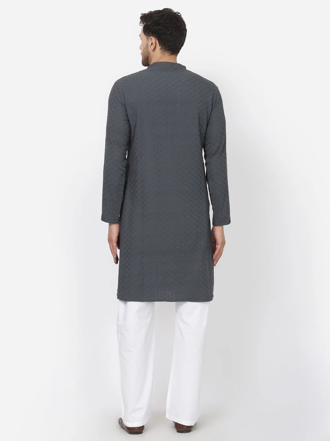 MLS CHIKANKARI KURTA PAJAMA