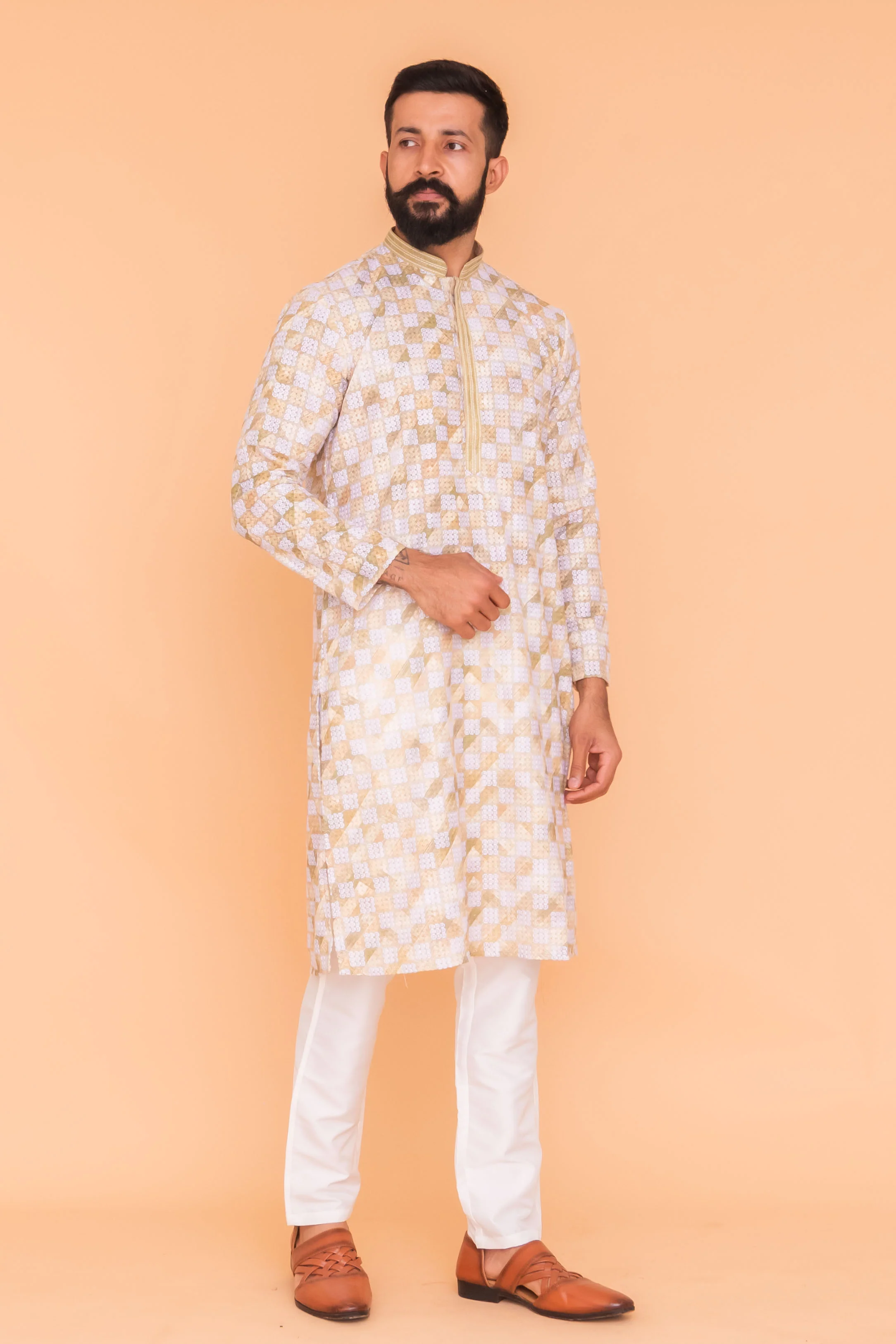 MLS CHIKANKARI KURTA PAJAMA