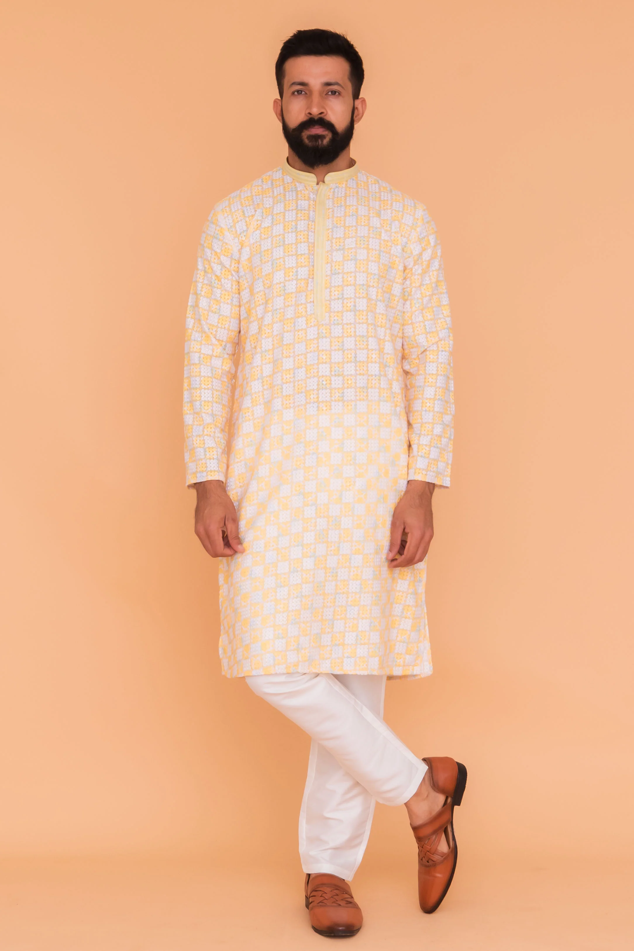 MLS CHIKANKARI KURTA PAJAMA