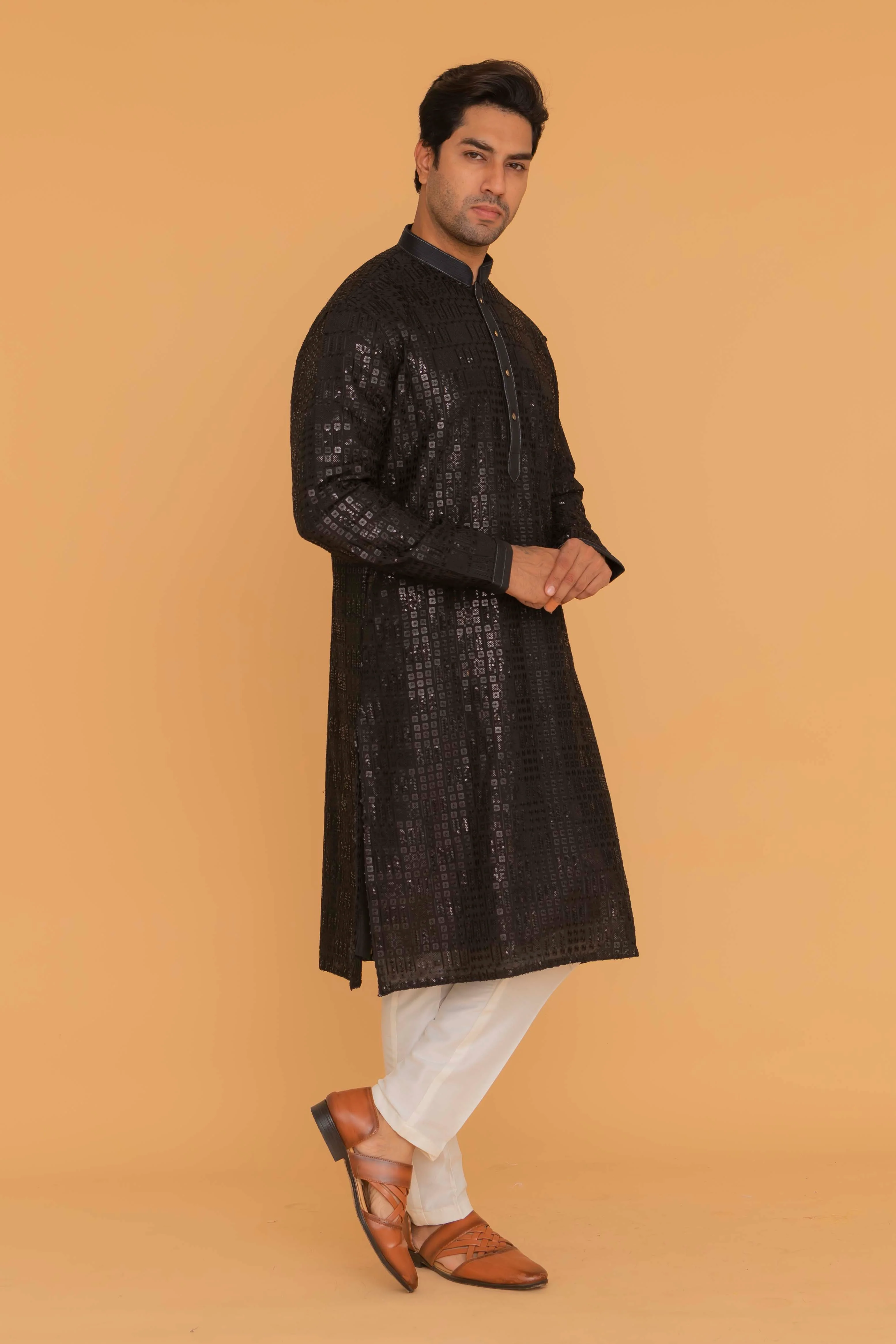 MLS CHIKANKARI KURTA PAJAMA