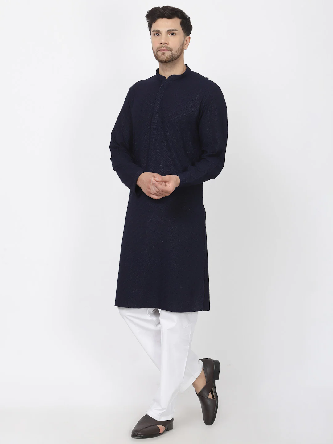 MLS CHIKANKARI KURTA PAJAMA