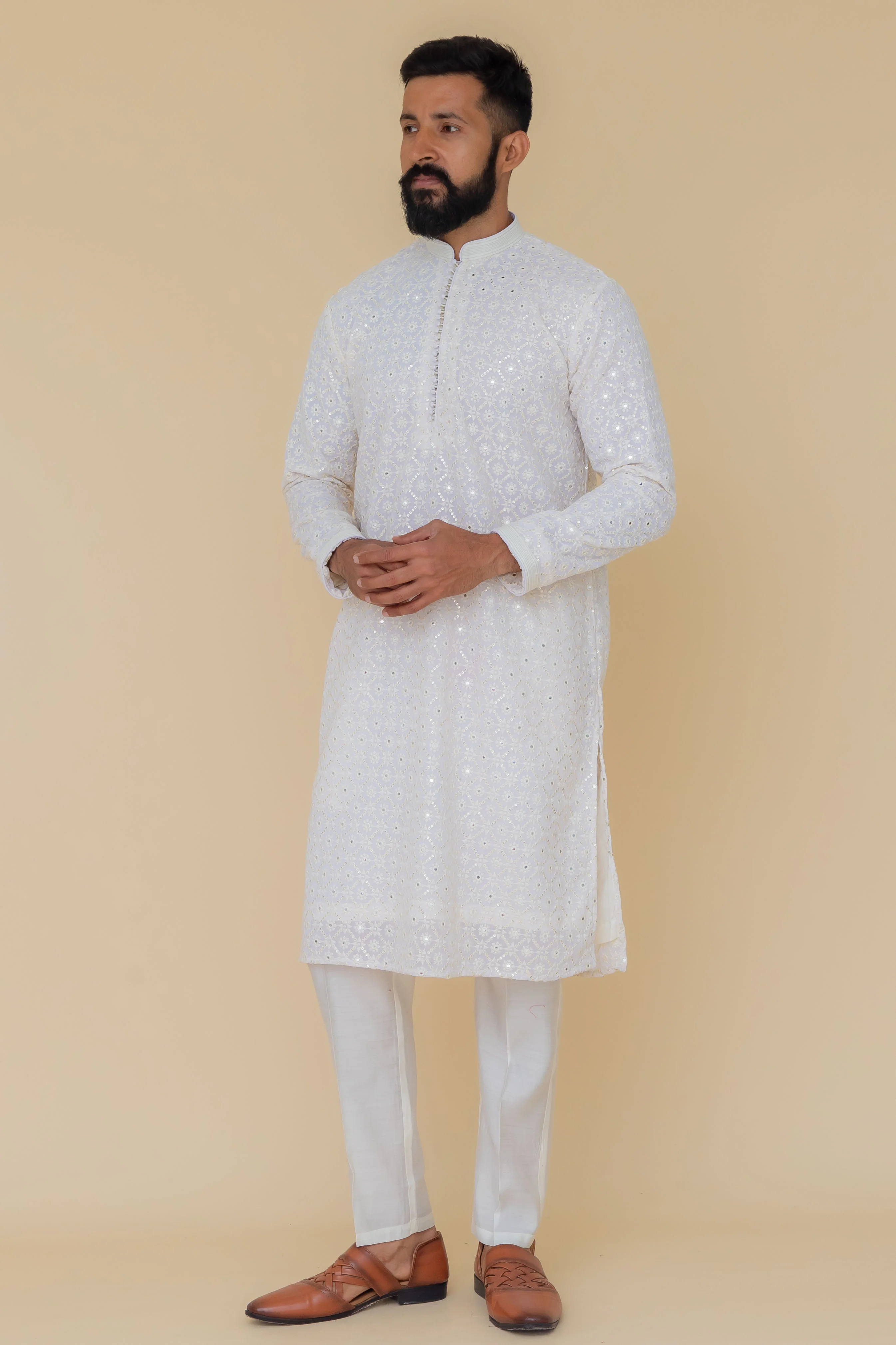 MLS CHIKANKARI KURTA PAJAMA