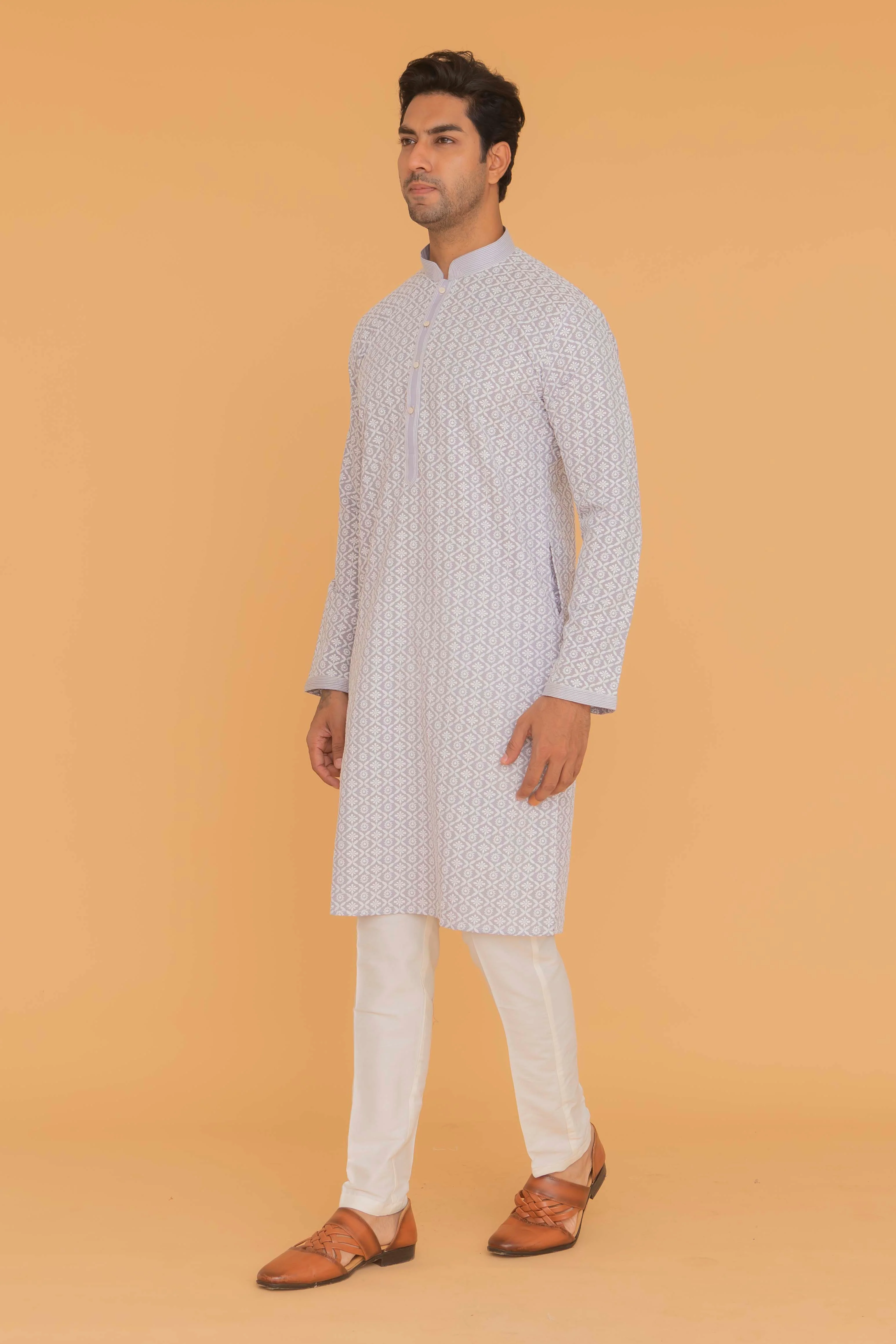 MLS CHIKANKARI KURTA PAJAMA