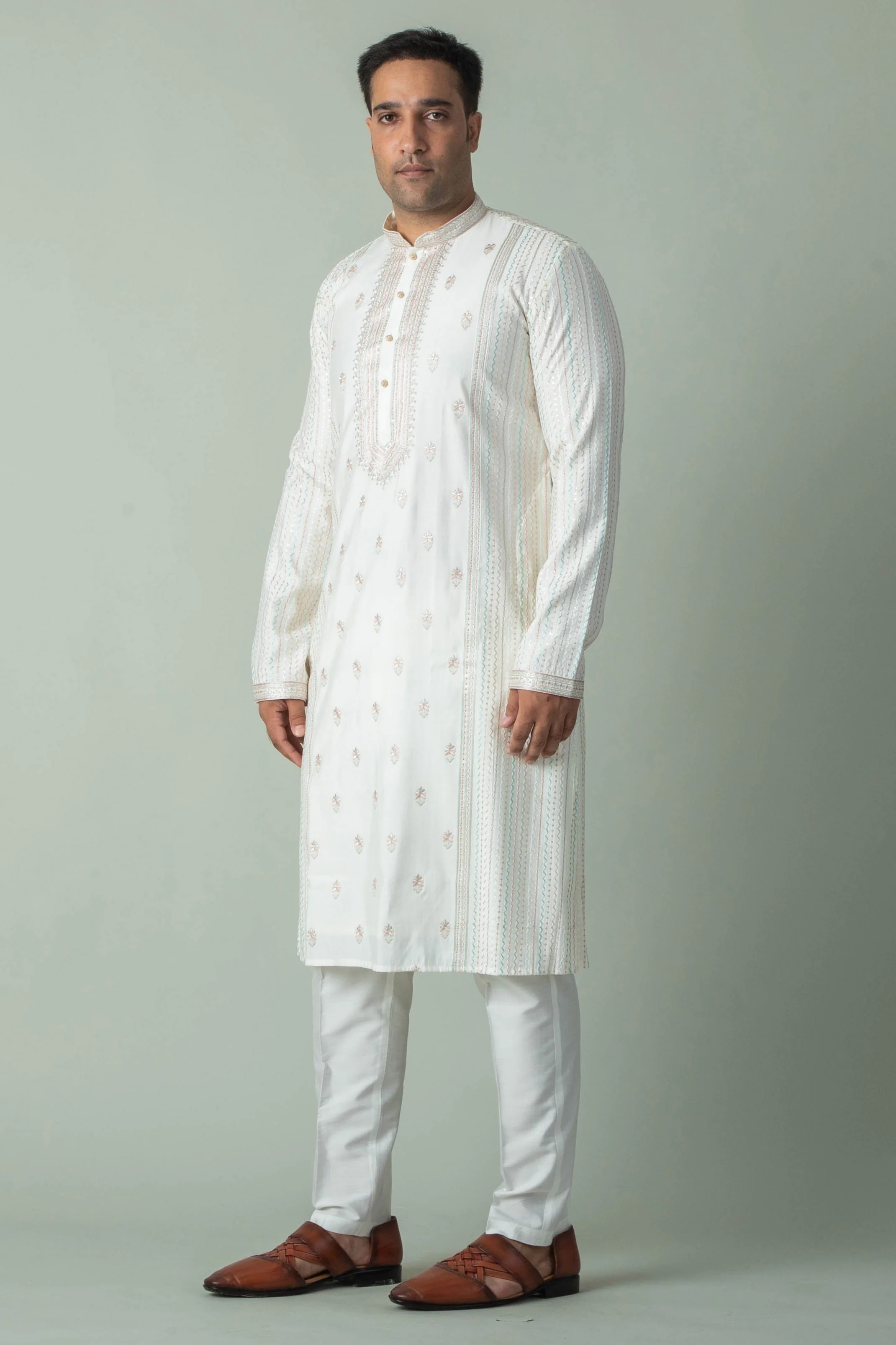 MLS EMBROIDERED KURTA PAJAMA