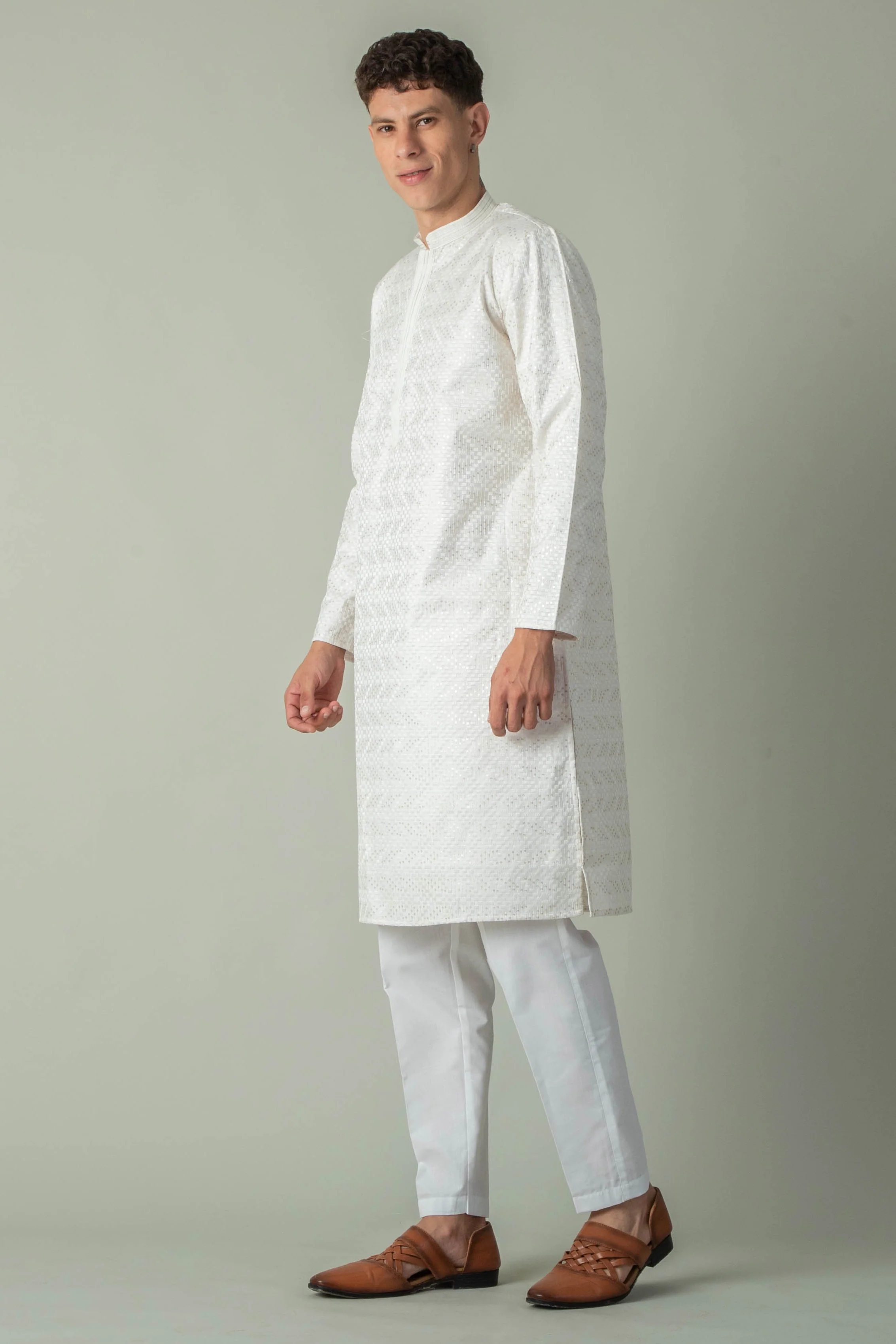 MLS EMBROIDERED KURTA PAJAMA