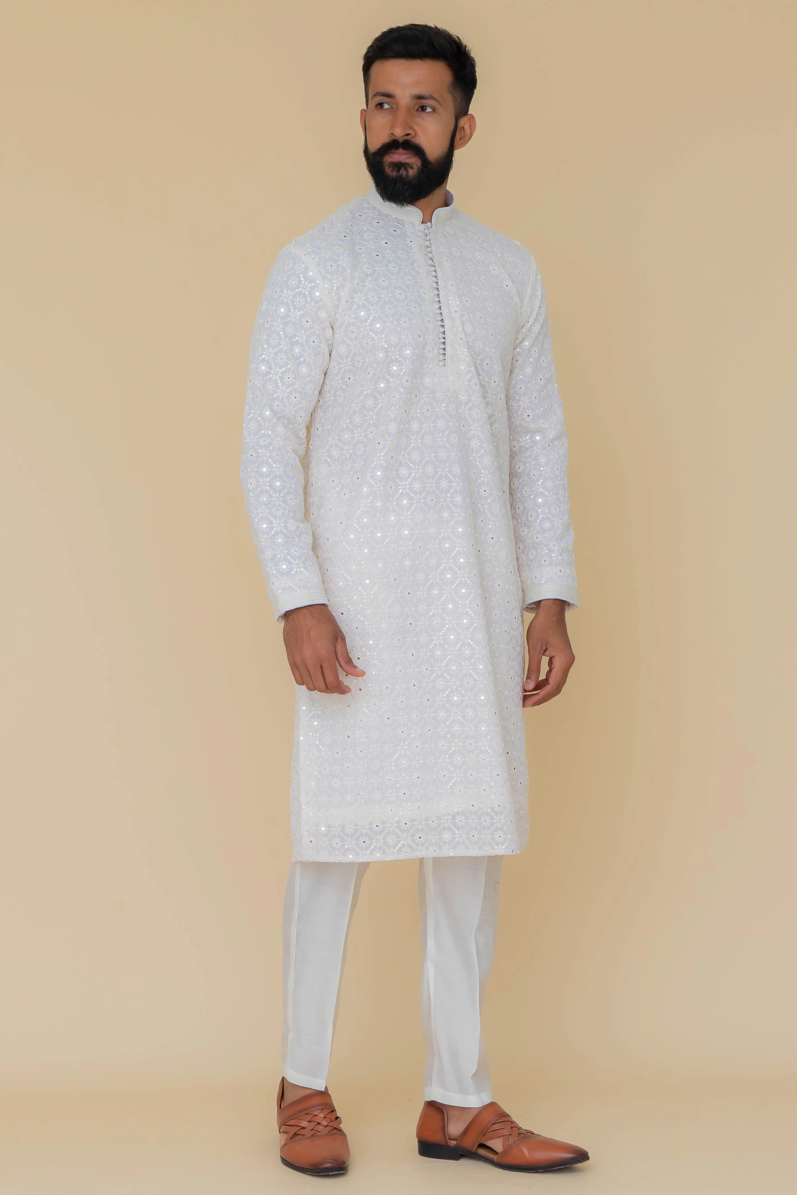 MLS CHIKANKARI KURTA PAJAMA