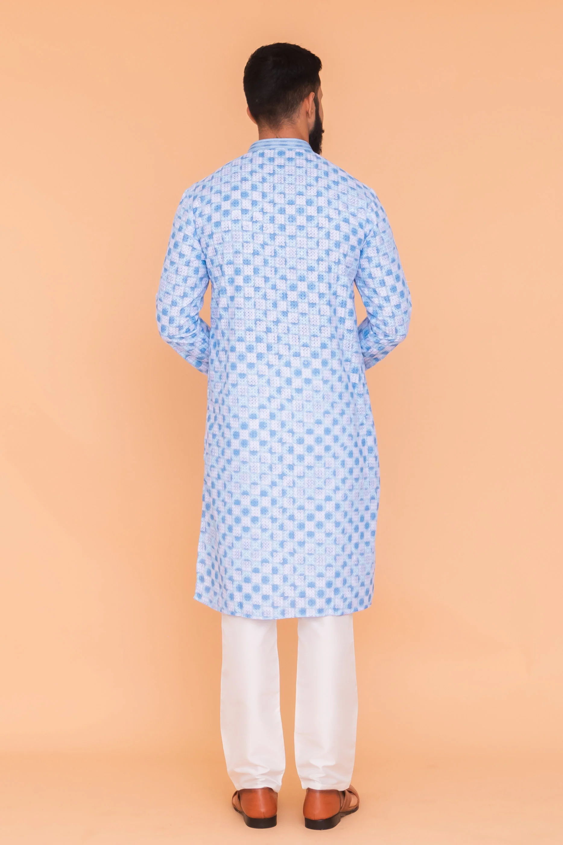 MLS CHIKANKARI KURTA PAJAMA