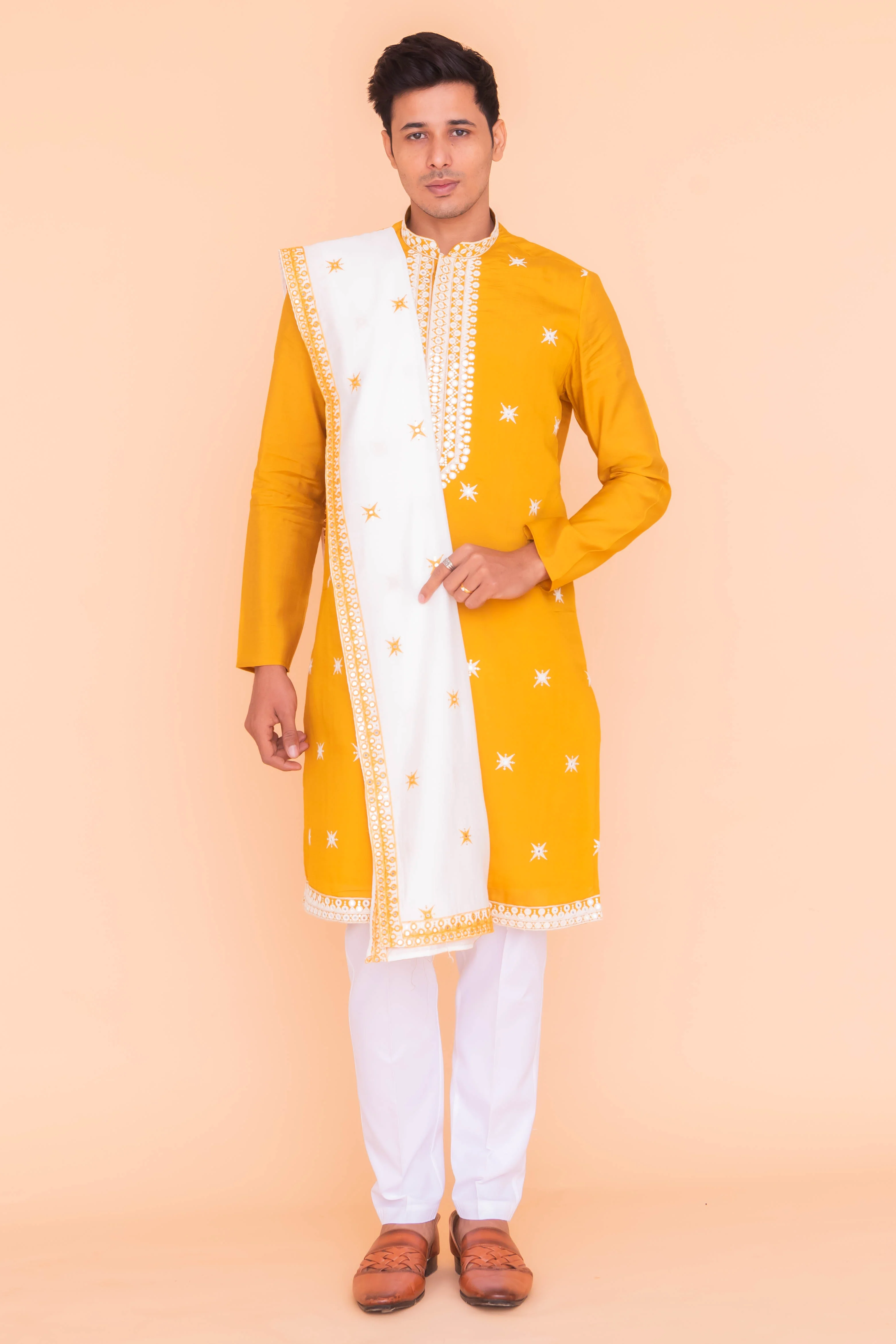 MLS KURTA PAJAMA WITH STOLE