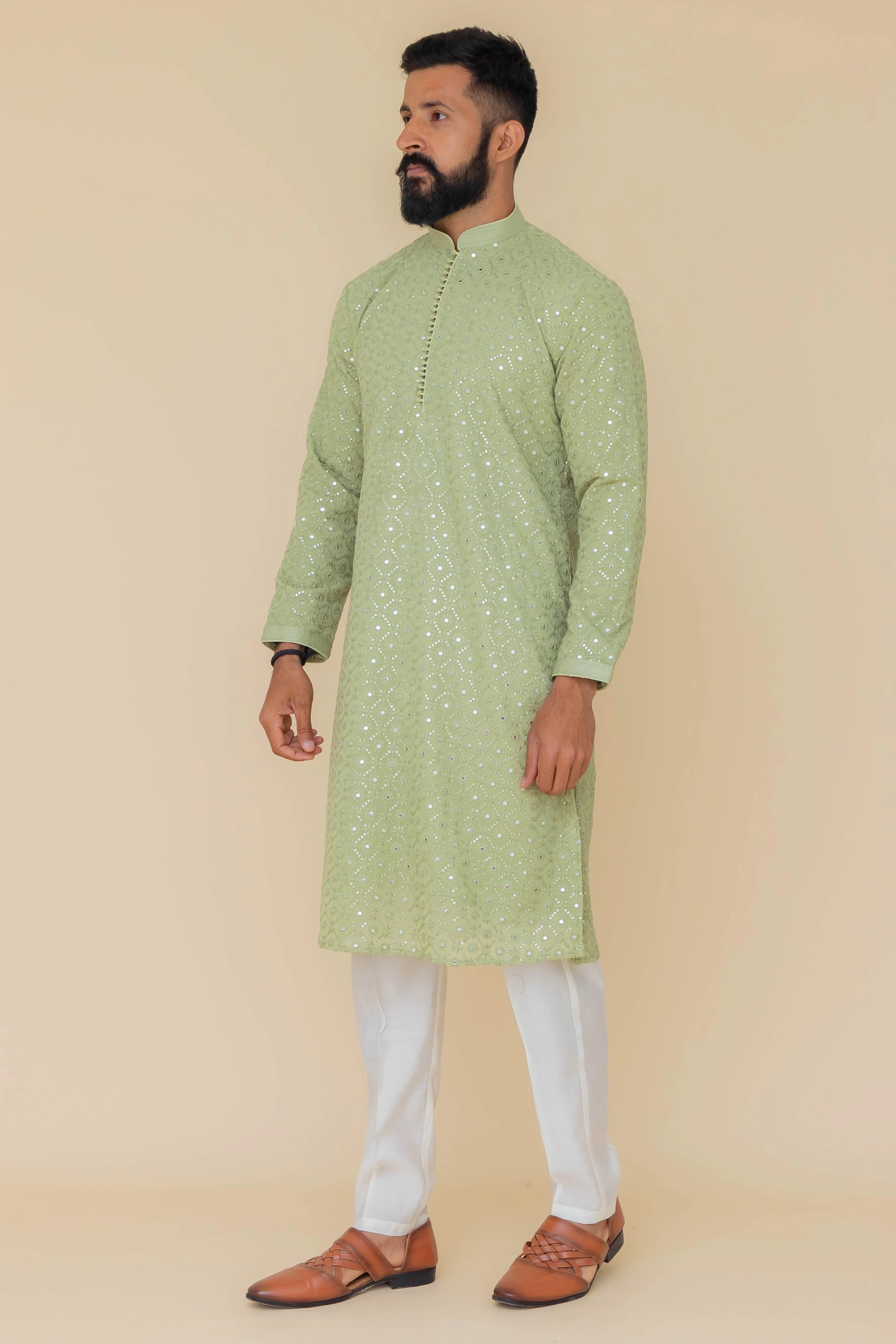 MLS CHIKANKARI KURTA PAJAMA