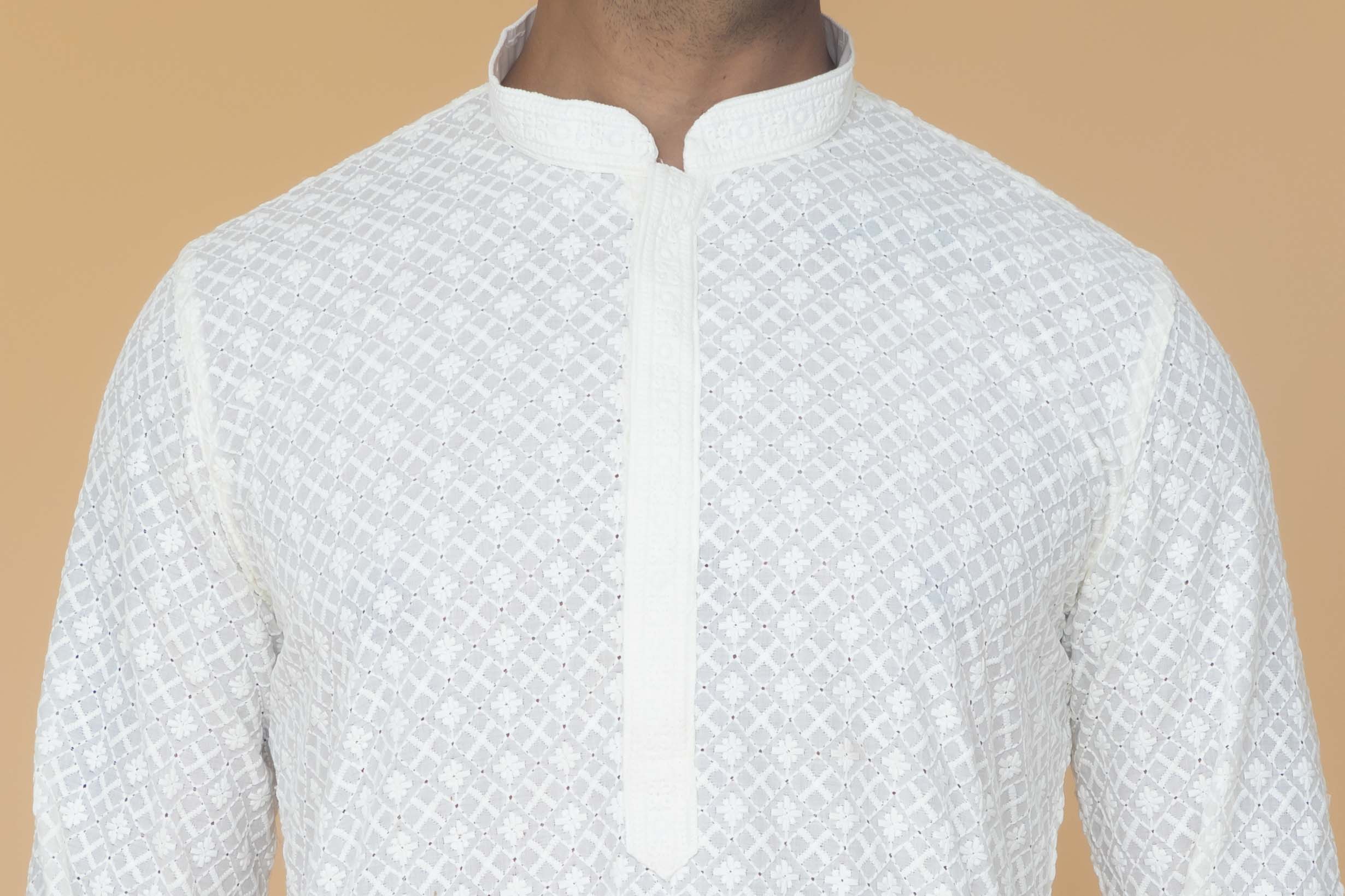 MLS CHIKANKARI KURTA PAJAMA