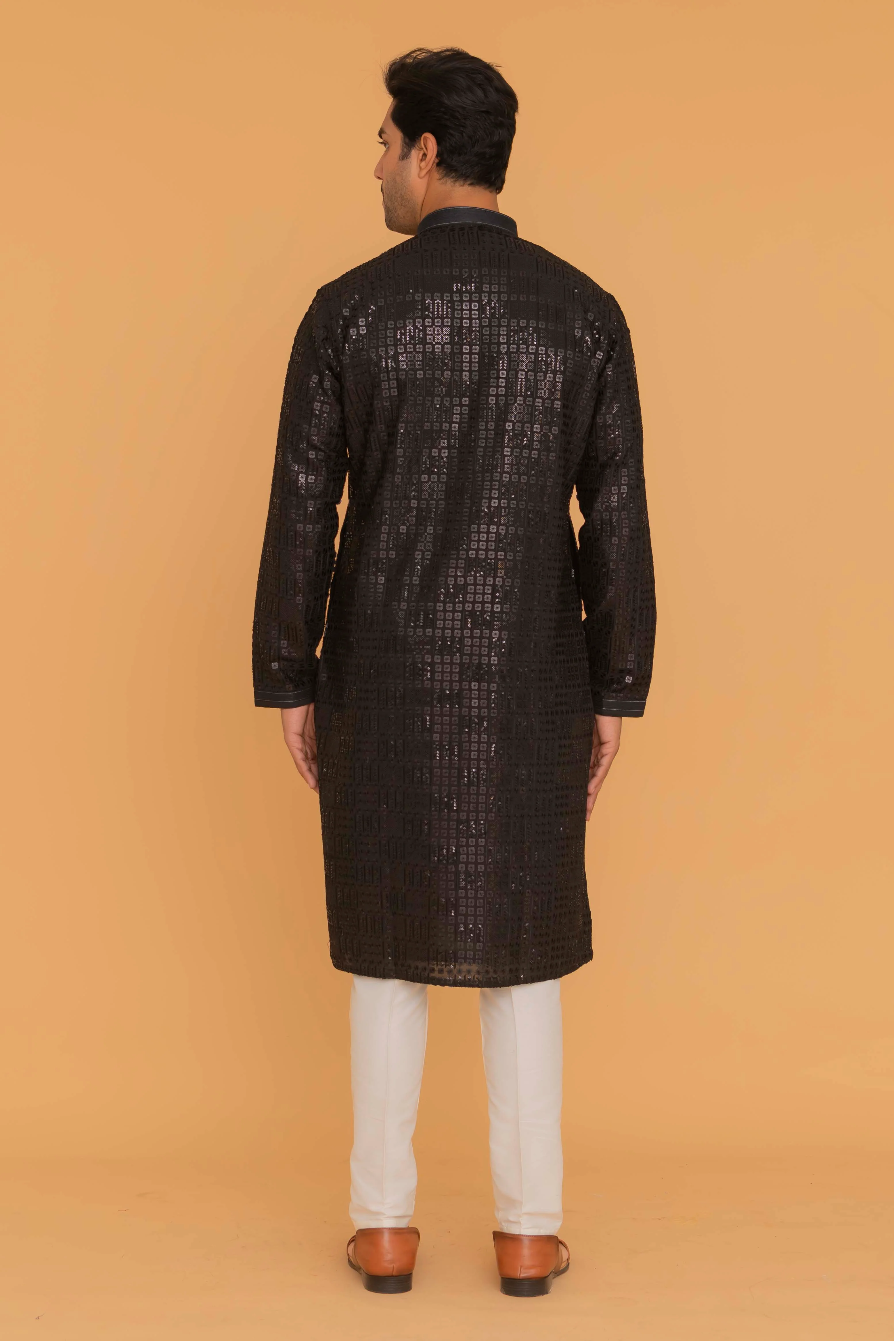 MLS CHIKANKARI KURTA PAJAMA
