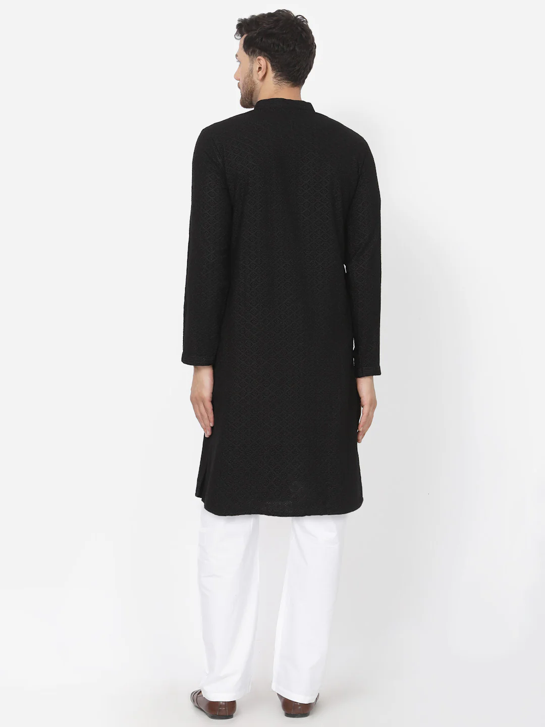 MLS CHIKANKARI KURTA PAJAMA