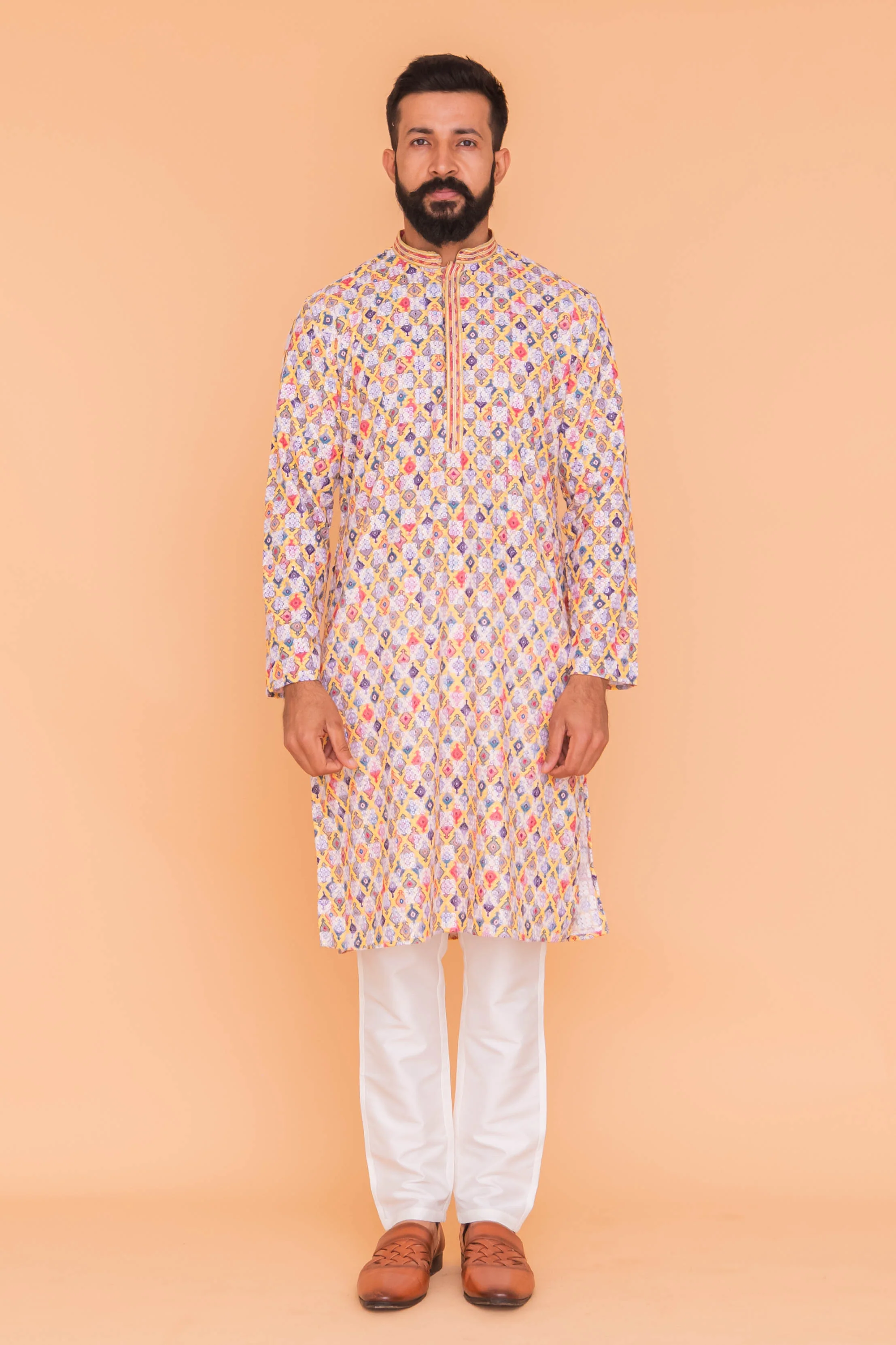 MLS CHIKANKARI KURTA PAJAMA