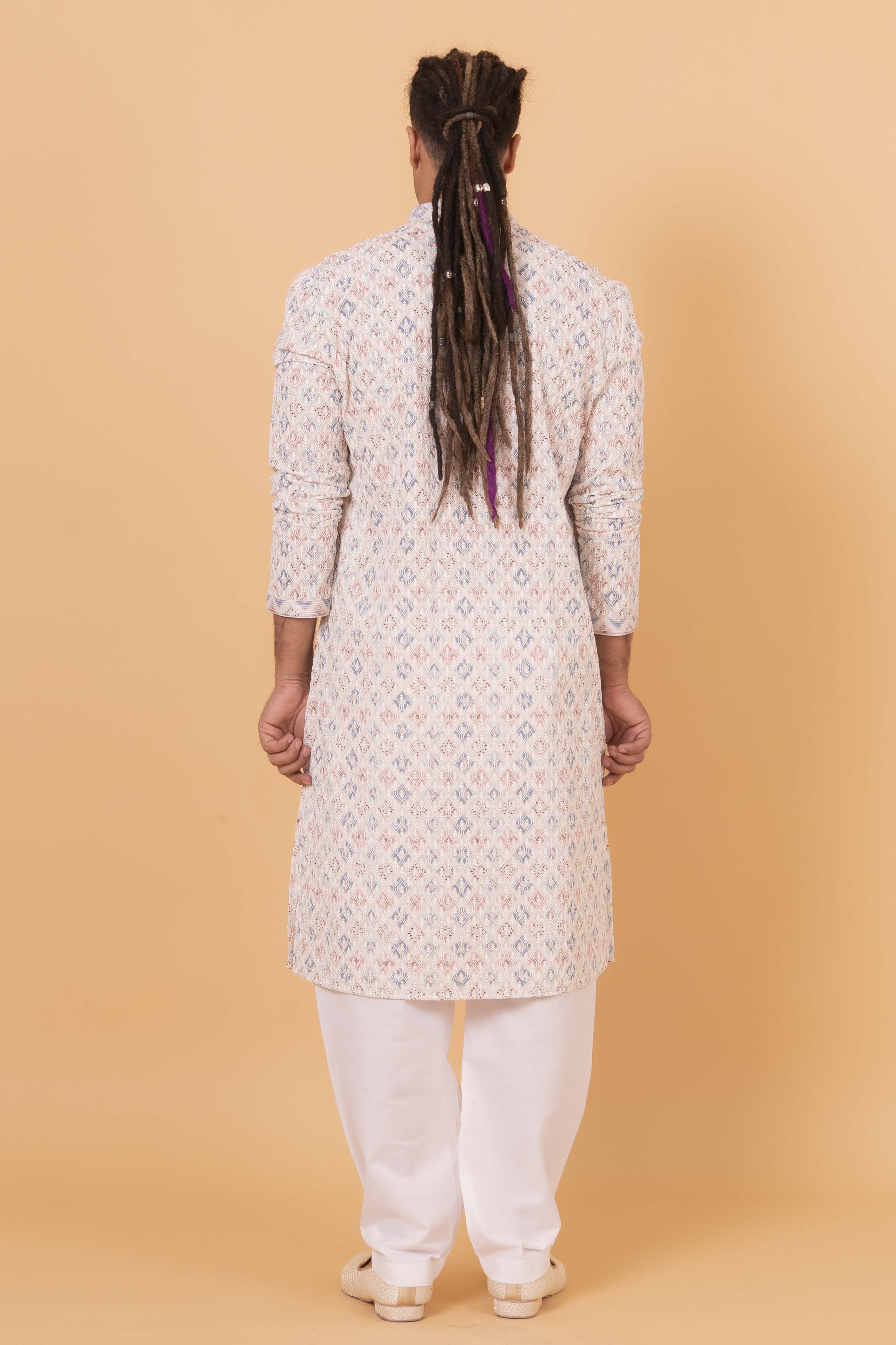 MLS CHIKANKARI KURTA PAJAMA