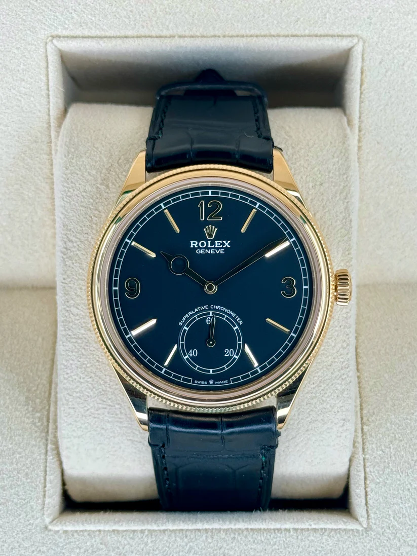 【Super Clone】ROLEX 1908 Yellow Gold Black Dial Black Alligator Strap - 52508-0002